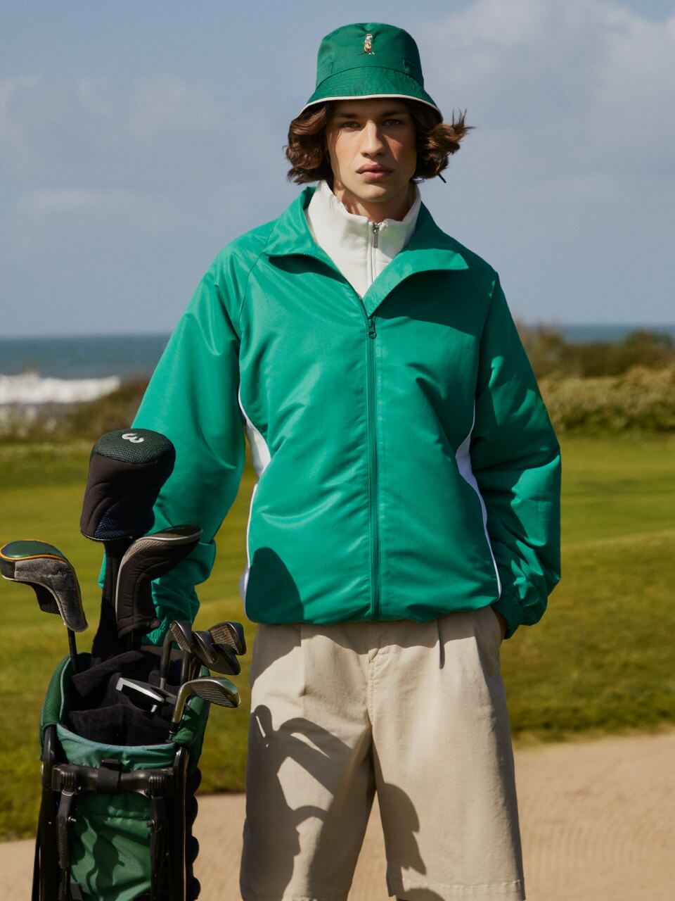 Utilize para design oversize inspirado no golfe