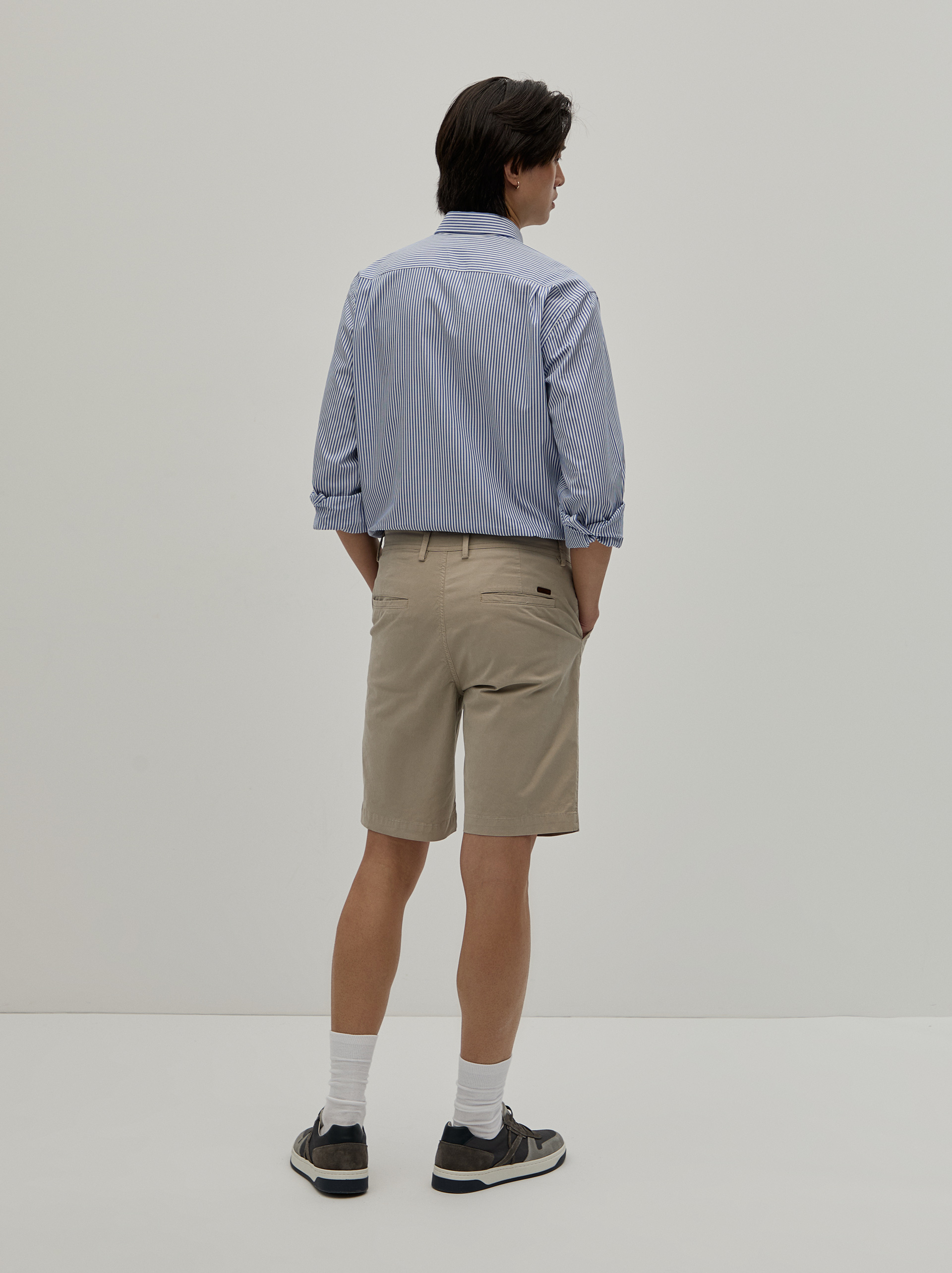 Bermuda shorts with drawstring