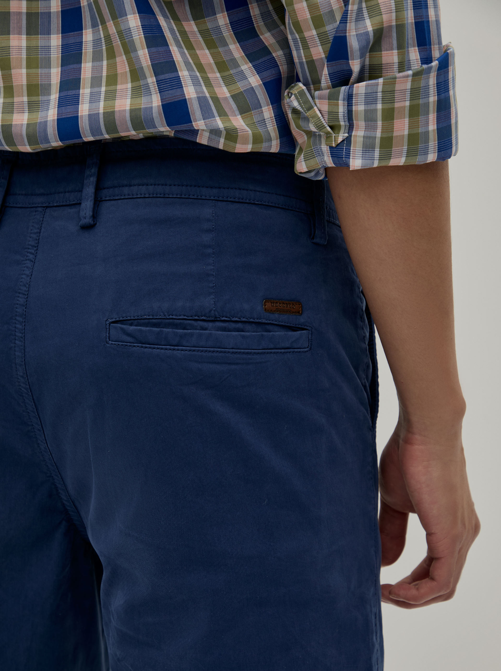 Bermuda shorts with drawstring