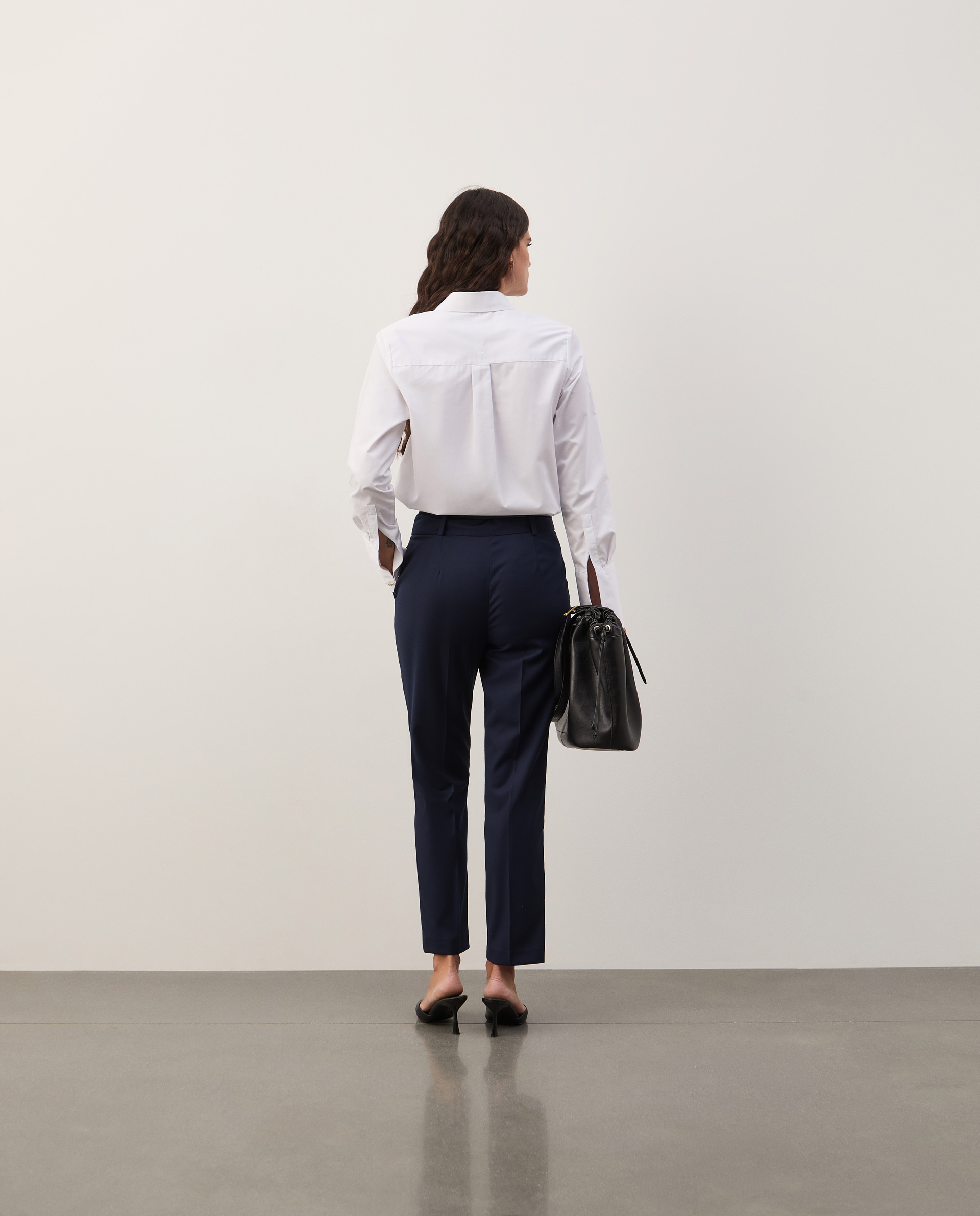 Pantalones chino azul marino