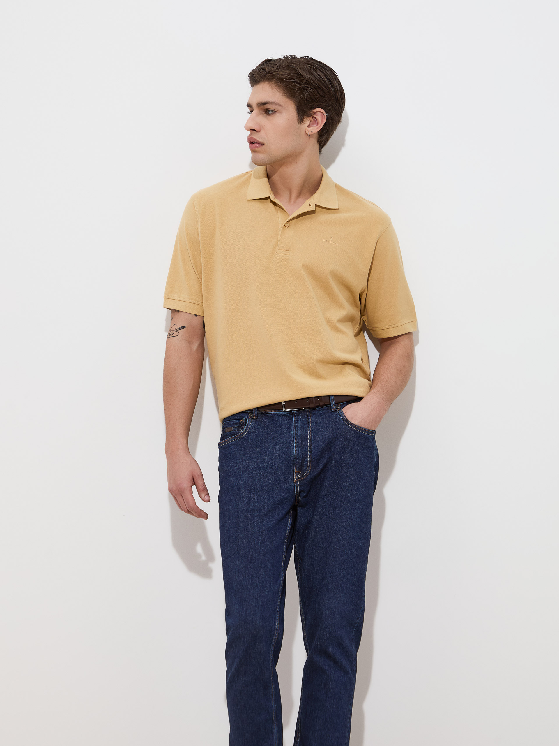 Regular fit piqué polo shirt