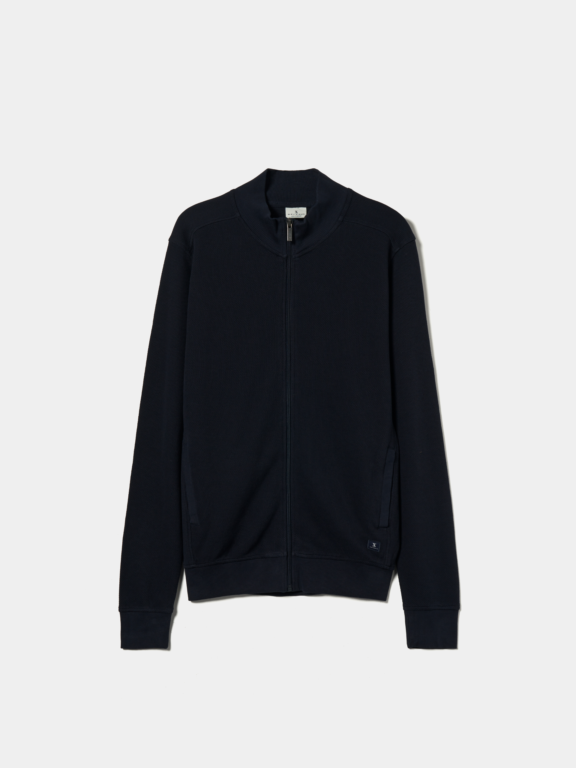 Textured knitted coat