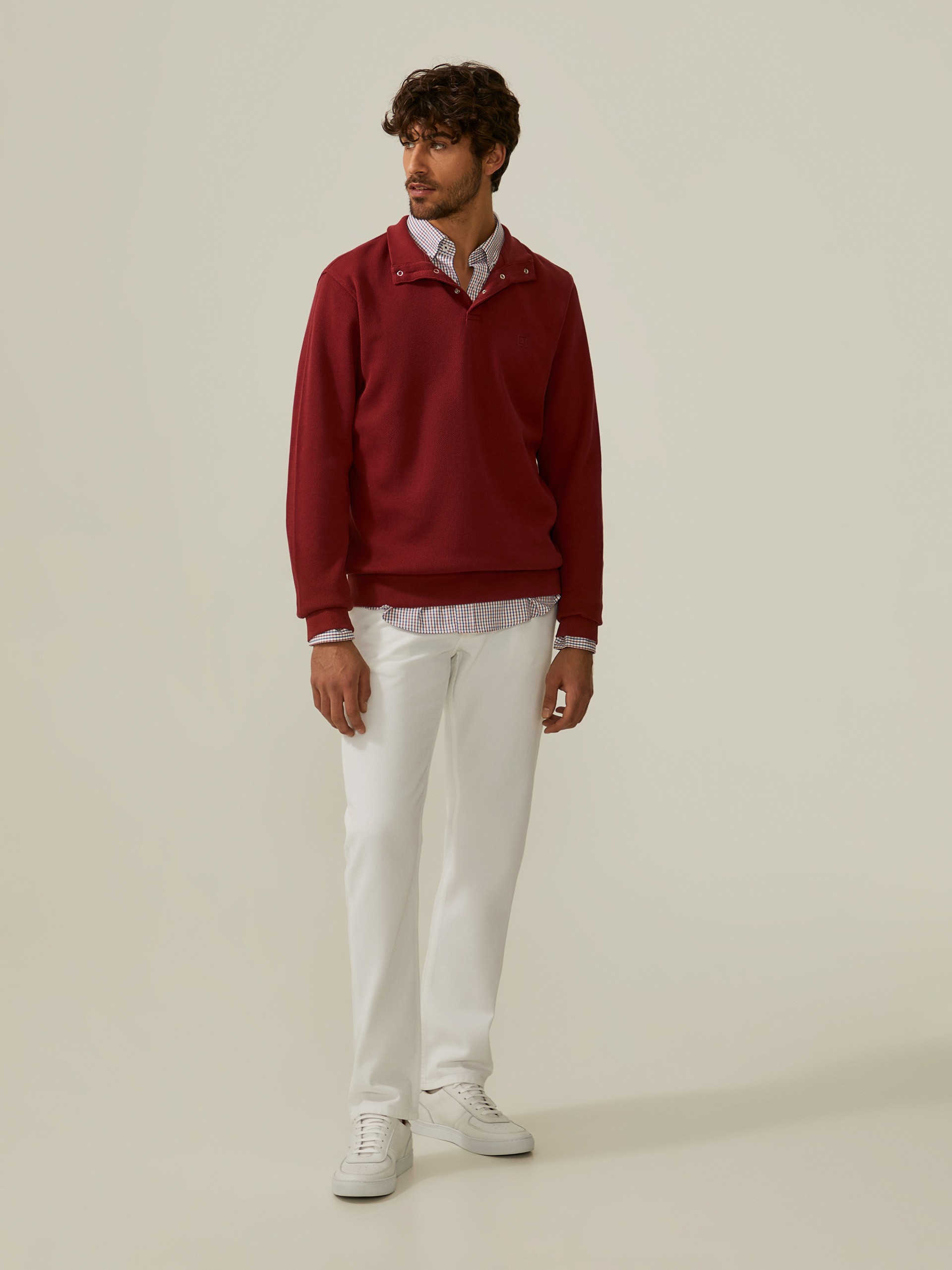 Sweater with springs