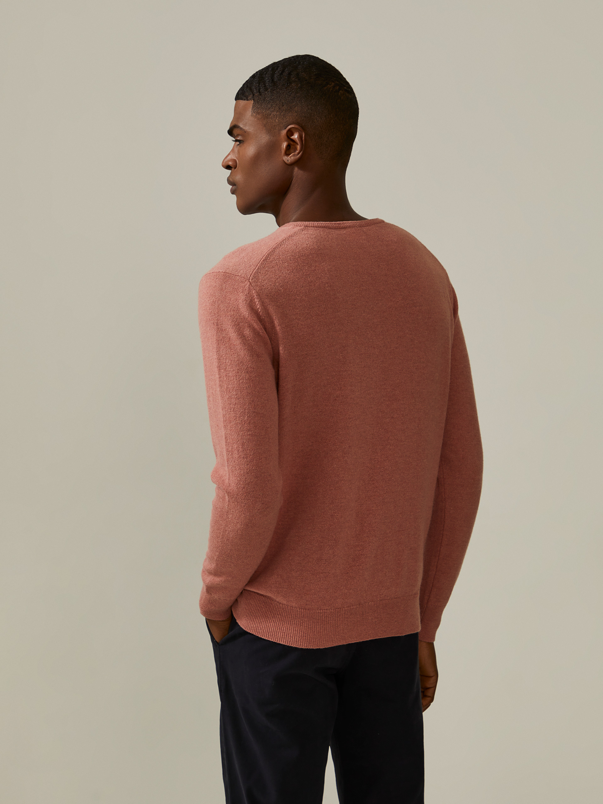 Wool pullover