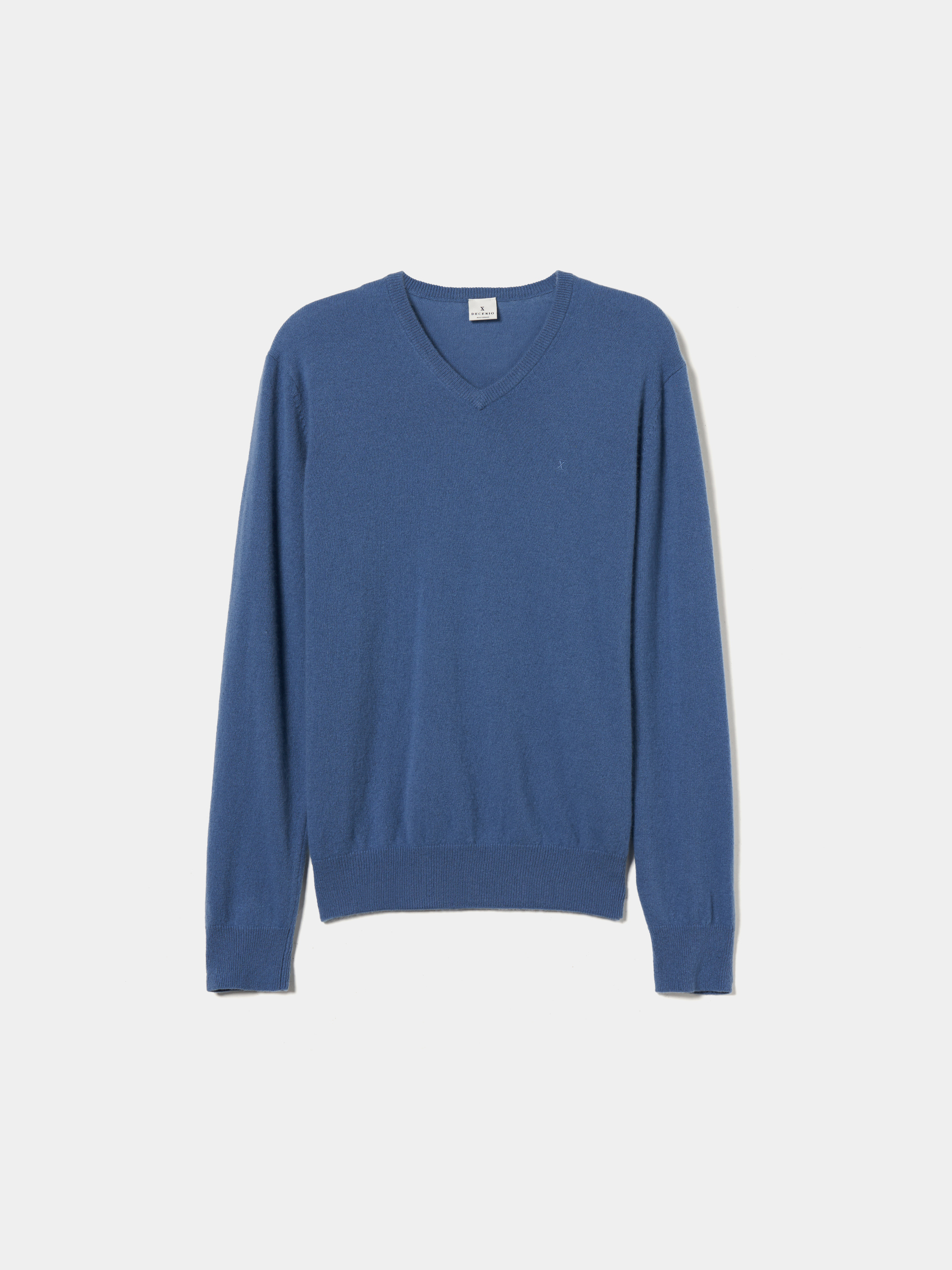 V-neck pullover