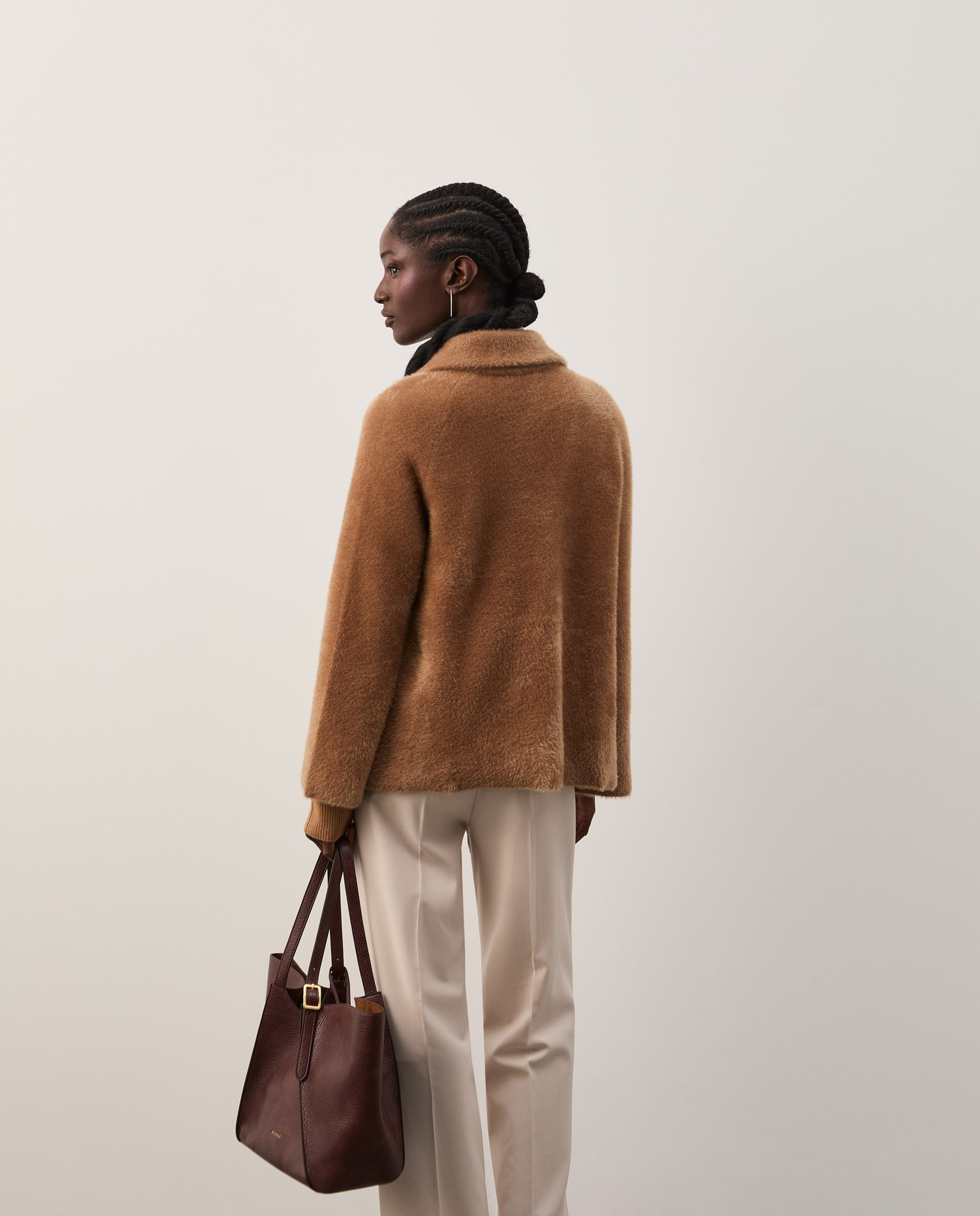 Raglan sleeves fur coat