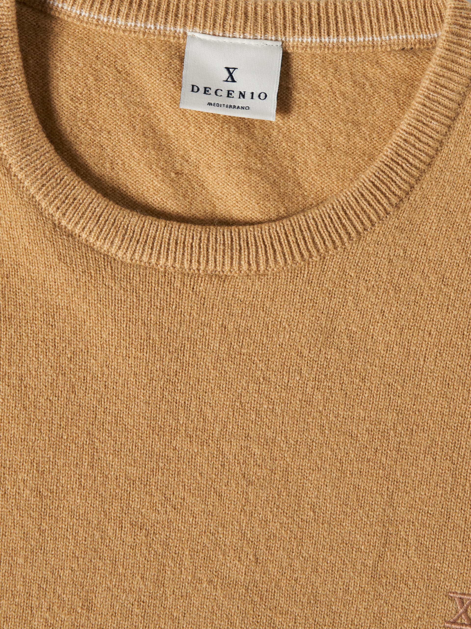 Merino wool pullover