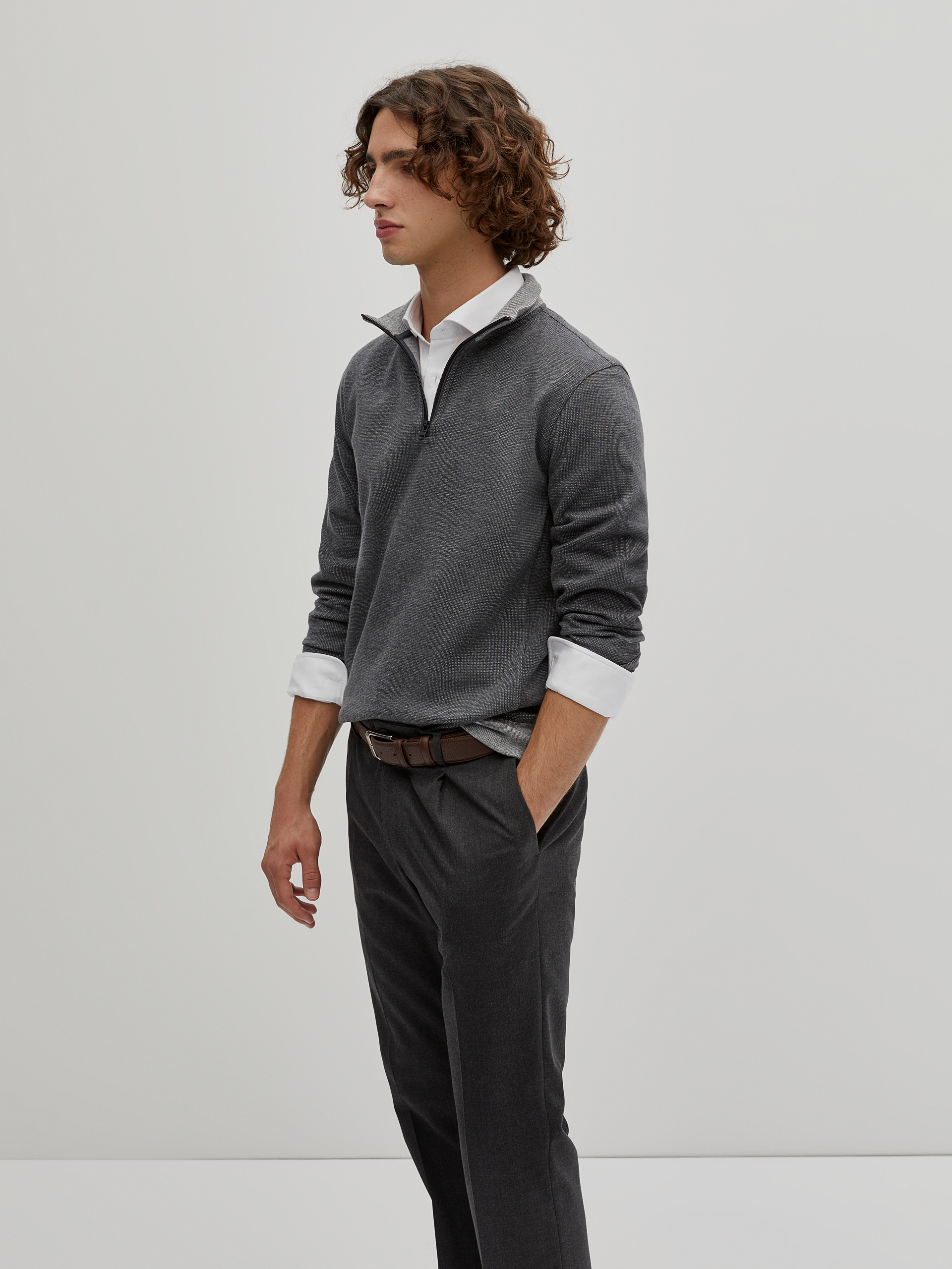 Two-tone zip-up sweater