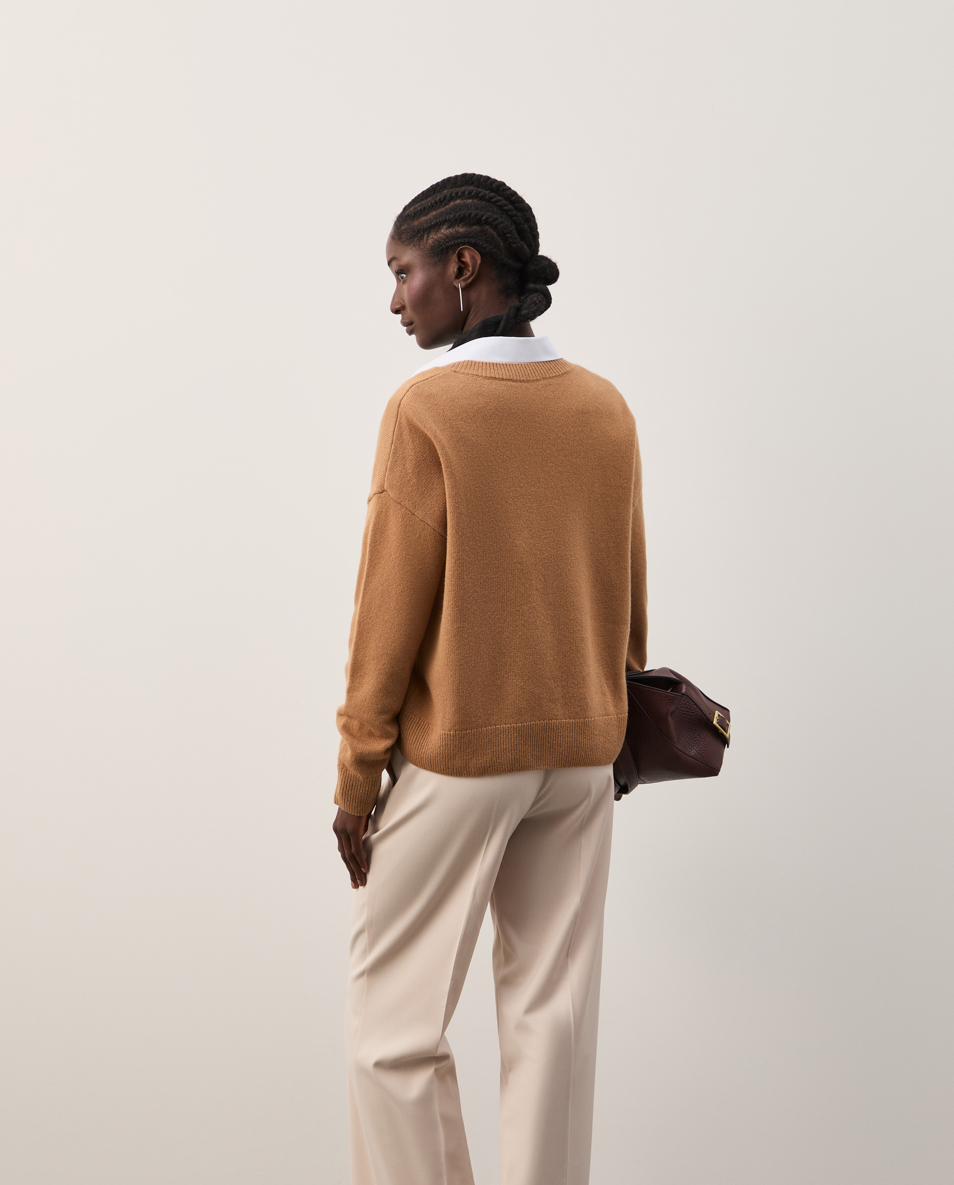 Woolen knit sweater