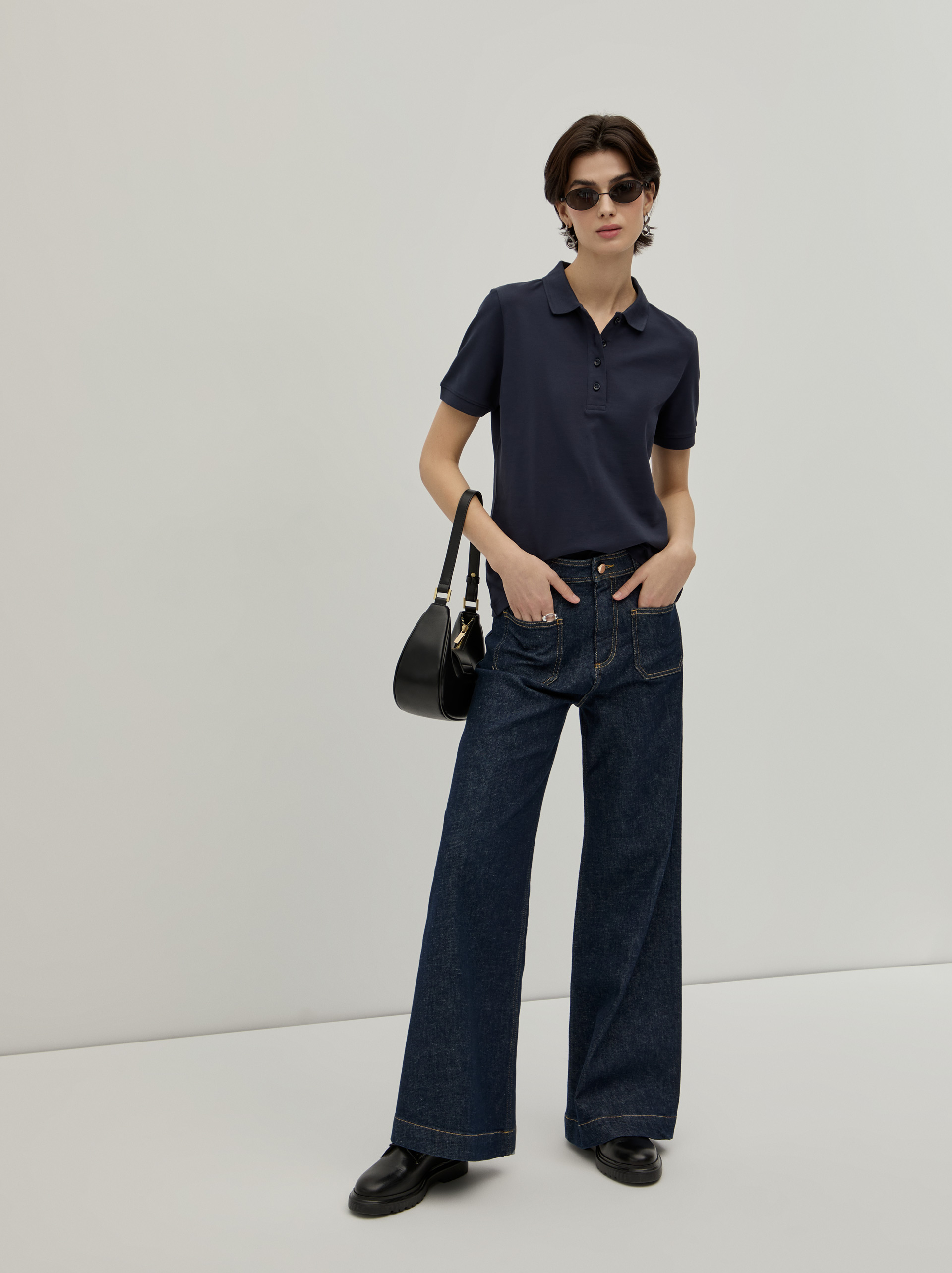 Short sleeve pique polo shirt