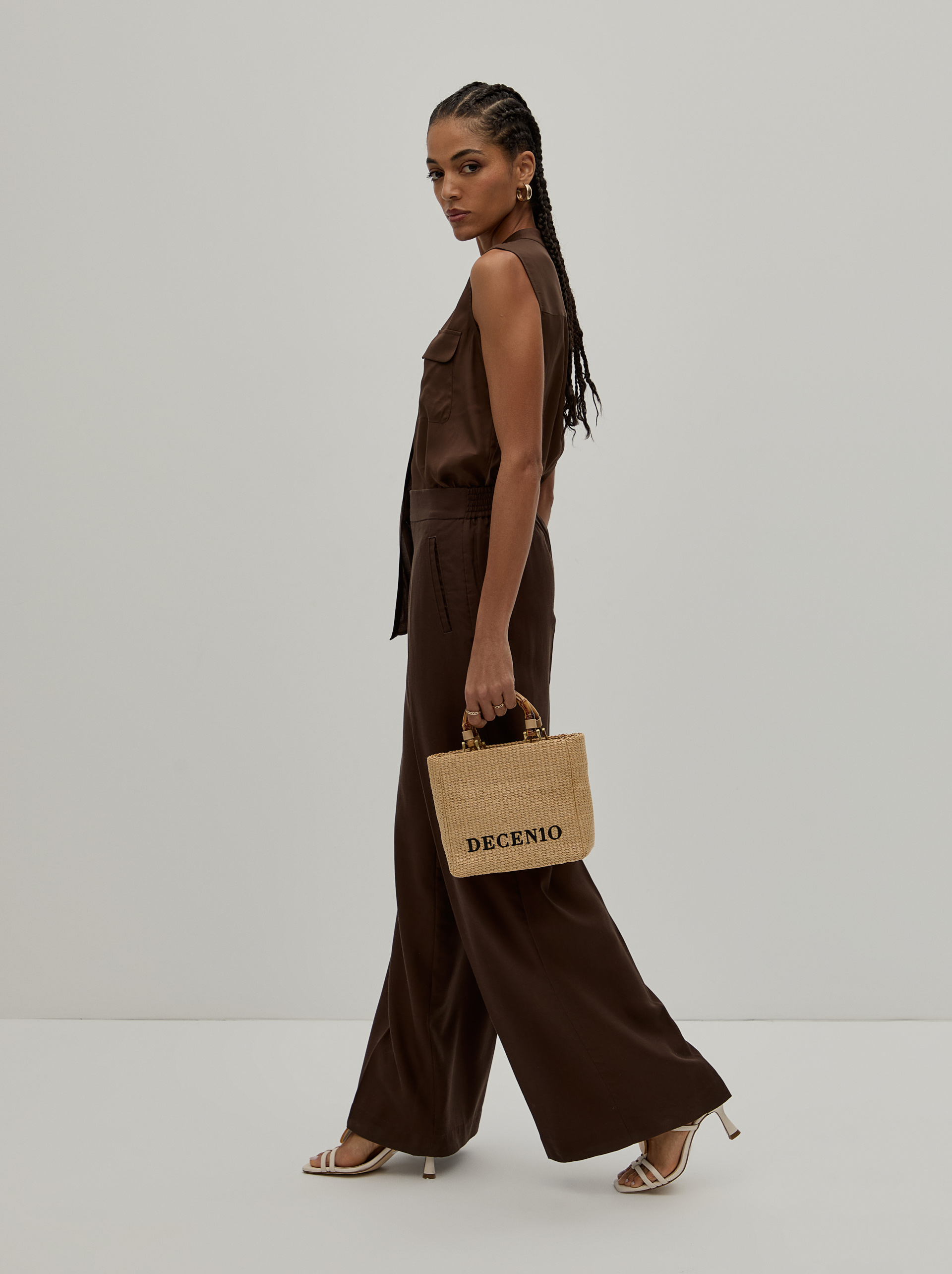 Wide leg pants