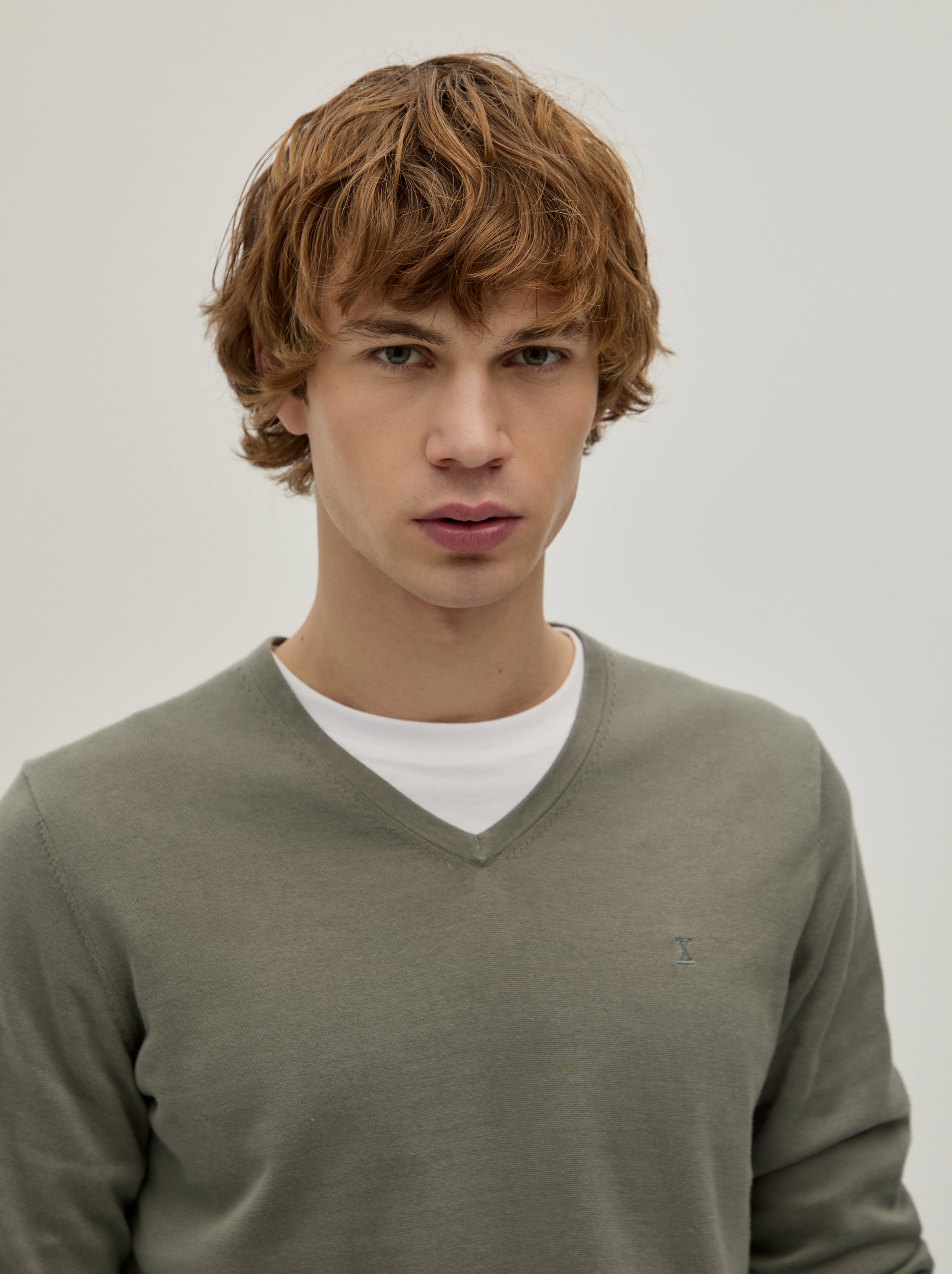 Jersey con cuello en V