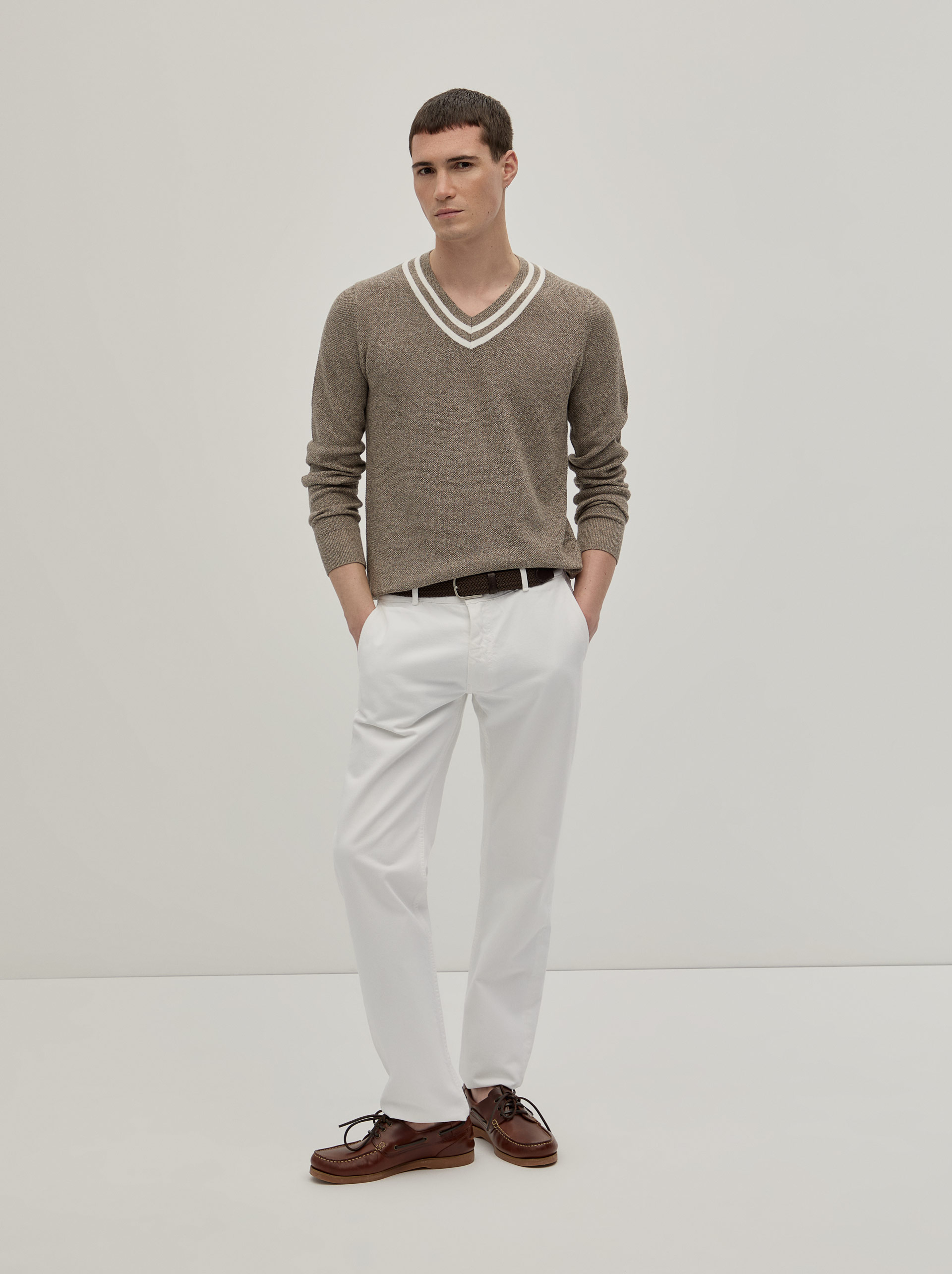 Knitted pullover