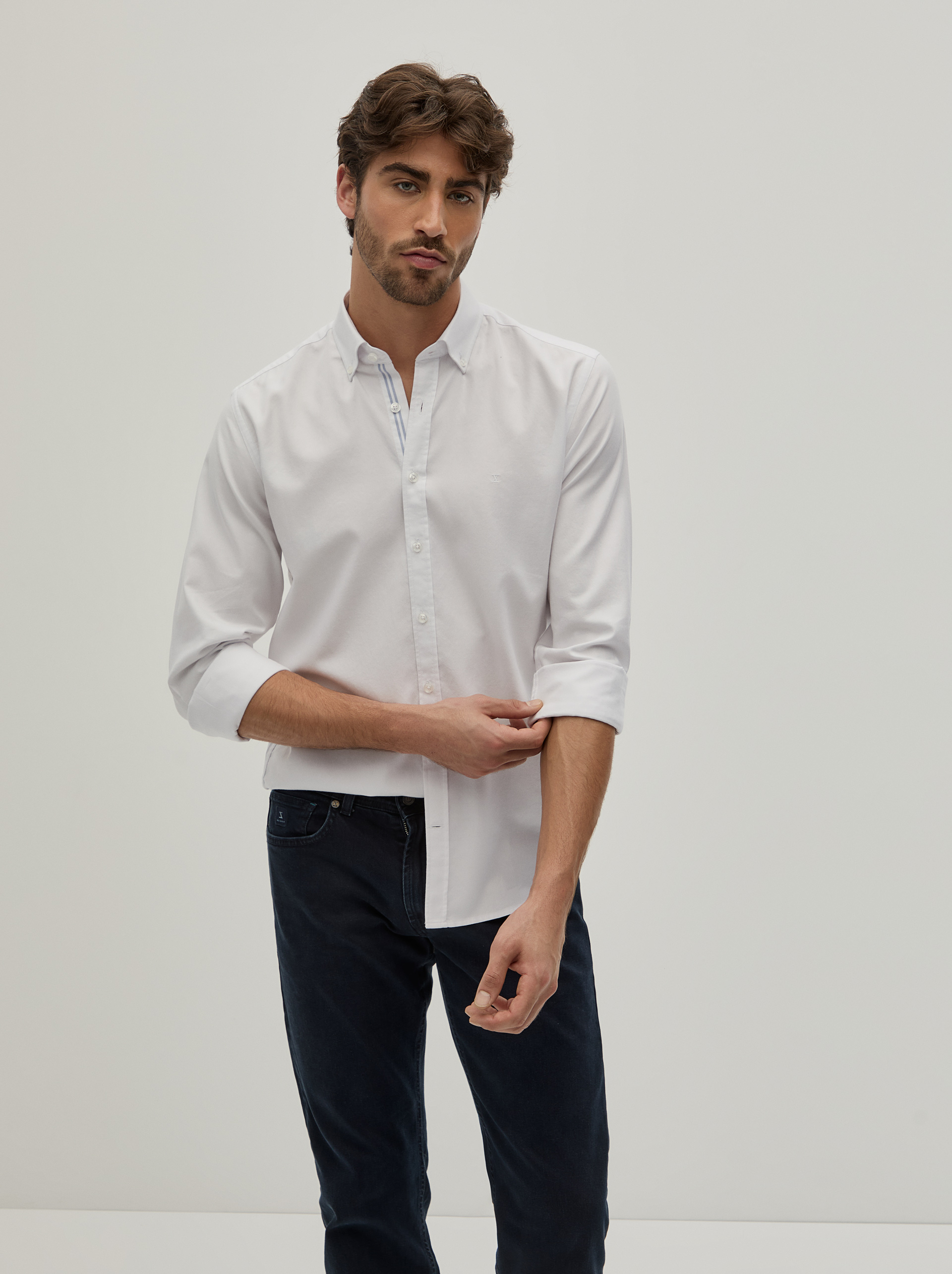 Slim fit shirt