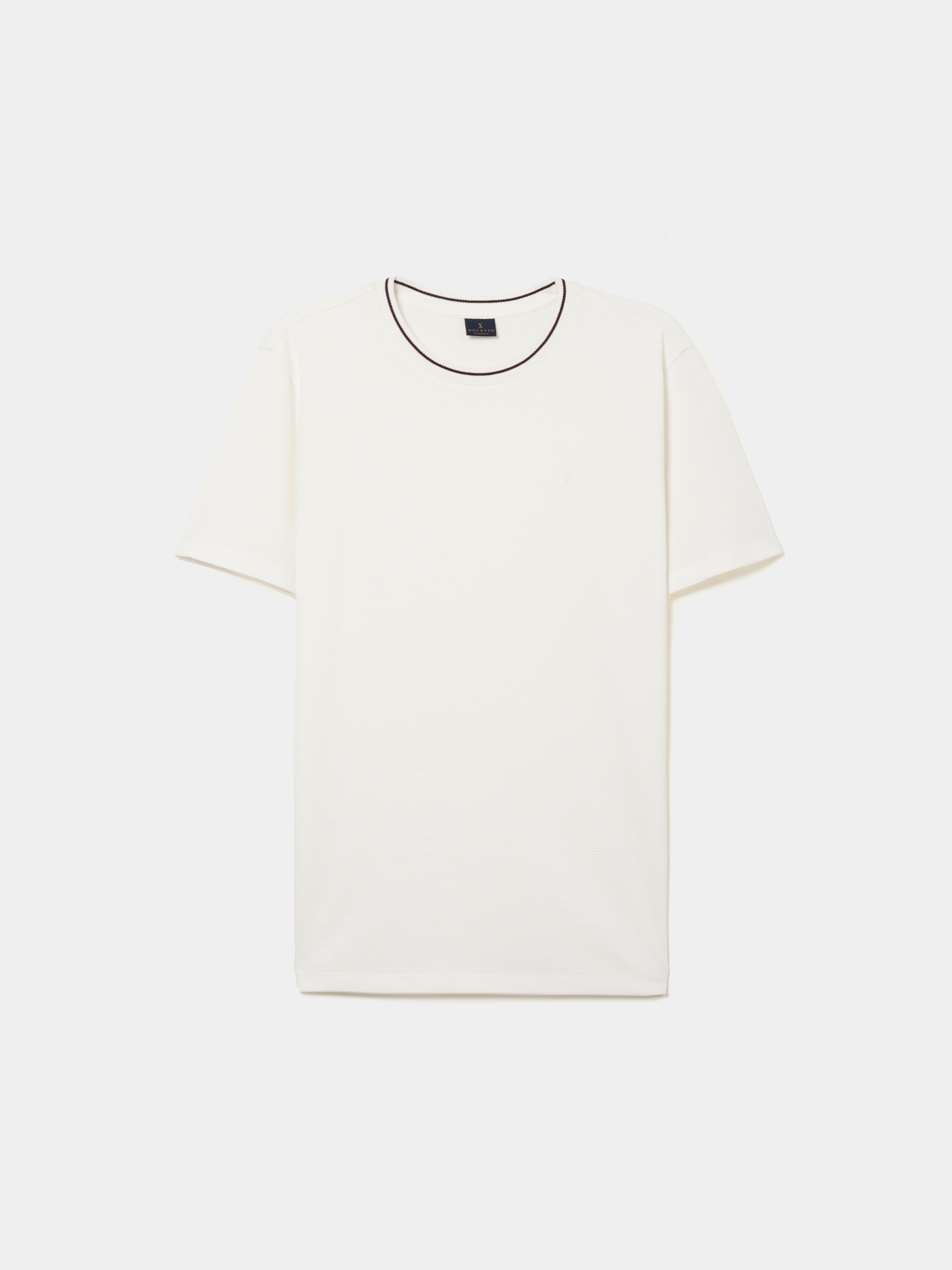 Textured mesh t-shirt