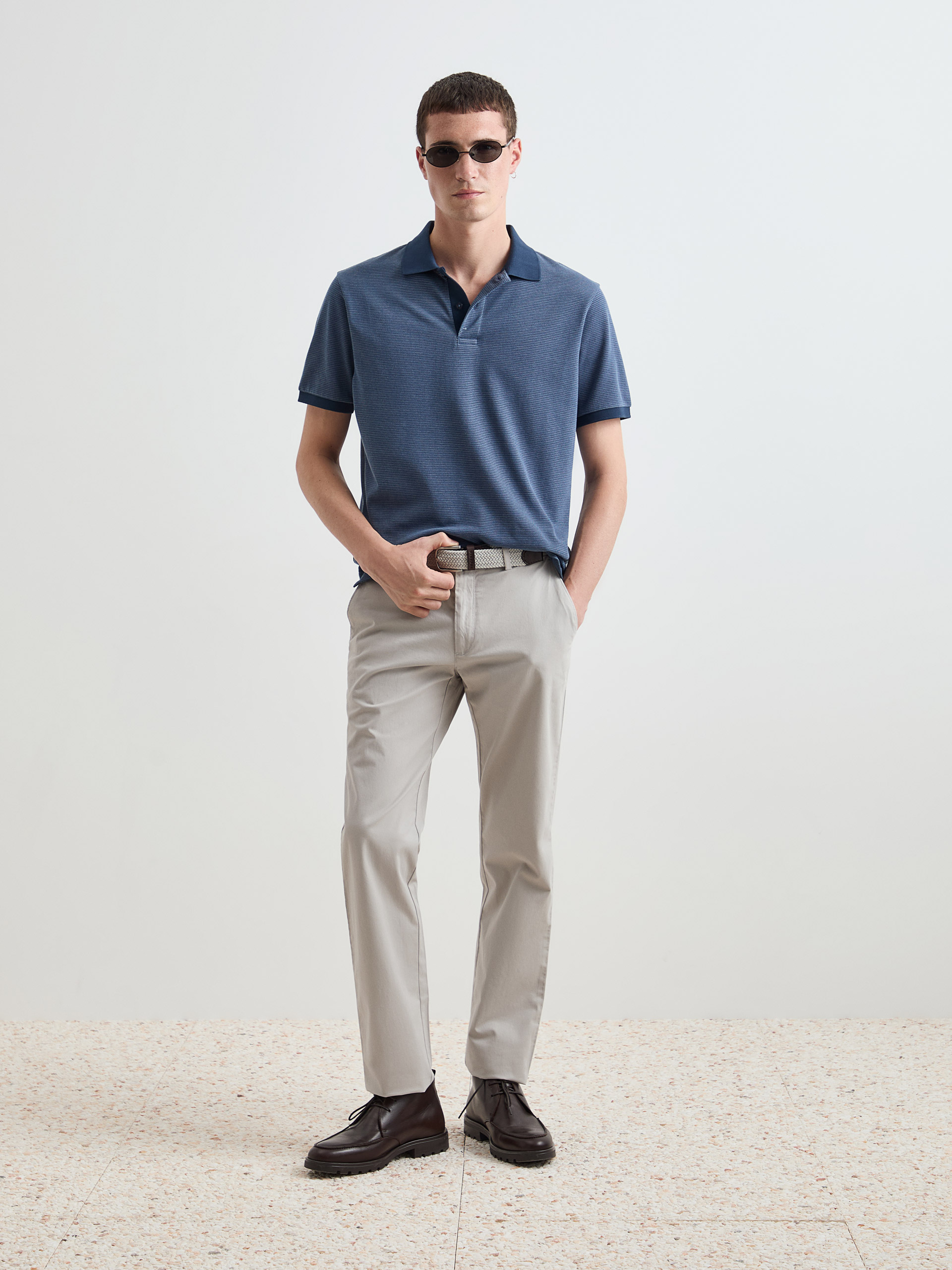 Two-tone knitted polo shirt
