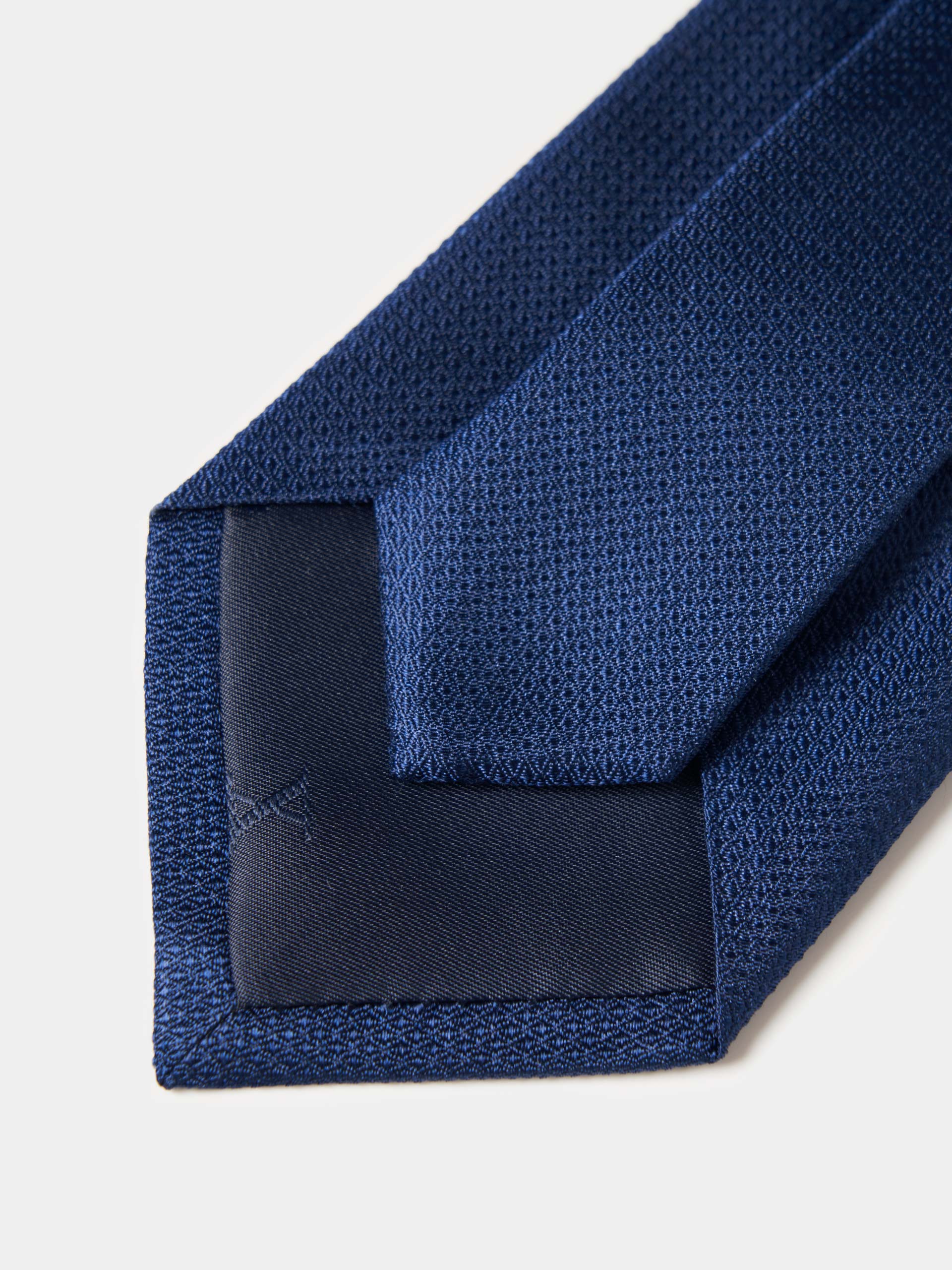 Tie