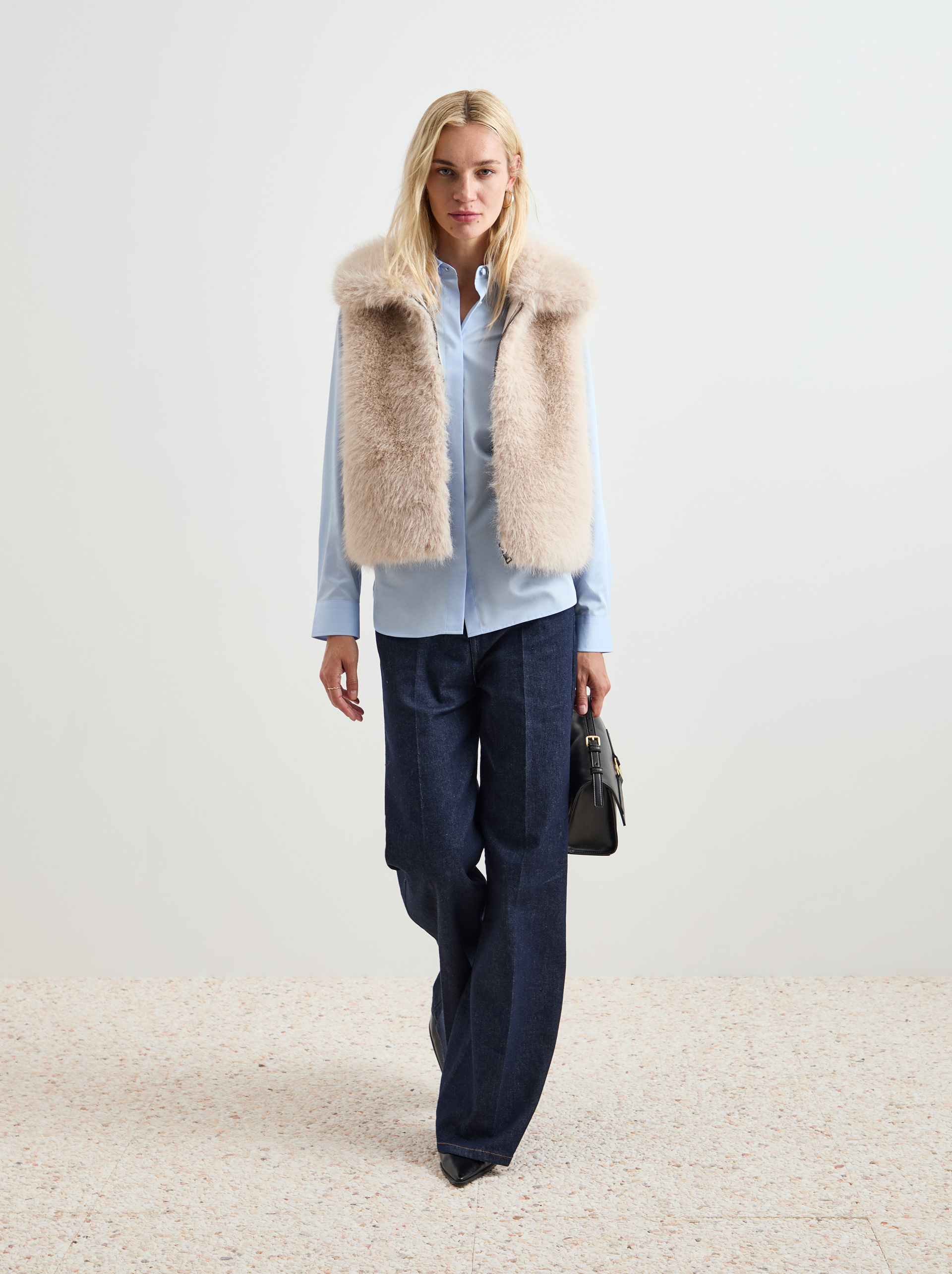 Fur vest