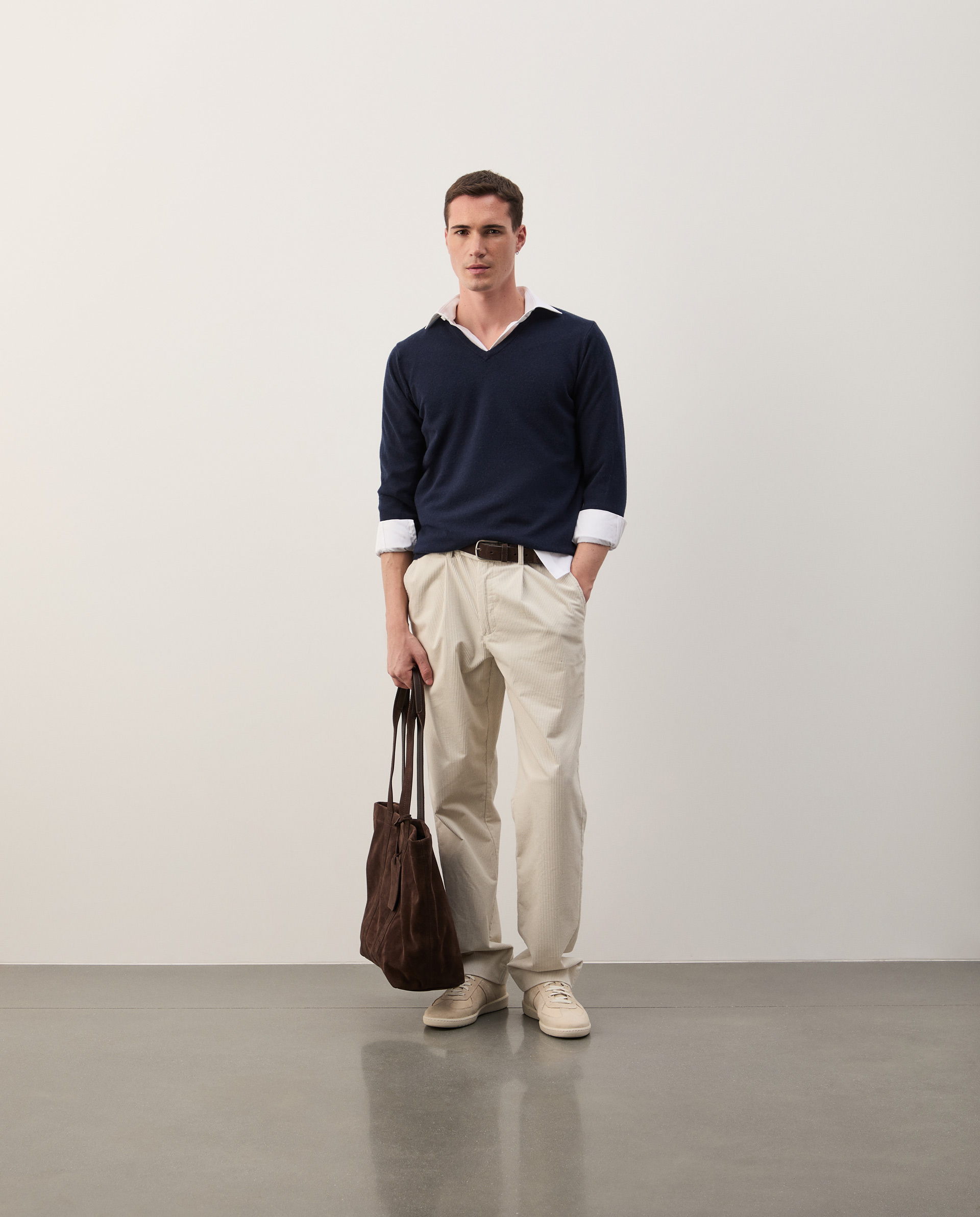 Knitted sweater with wool