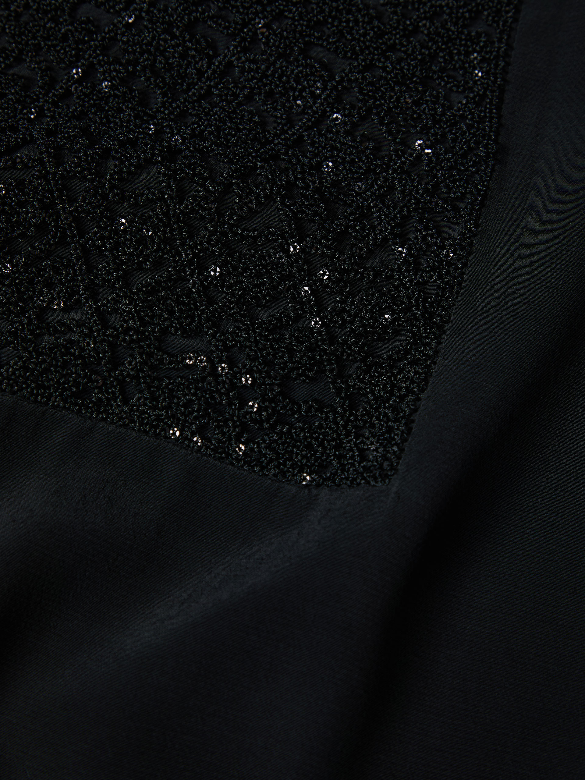 Camisa con detalle de crochet