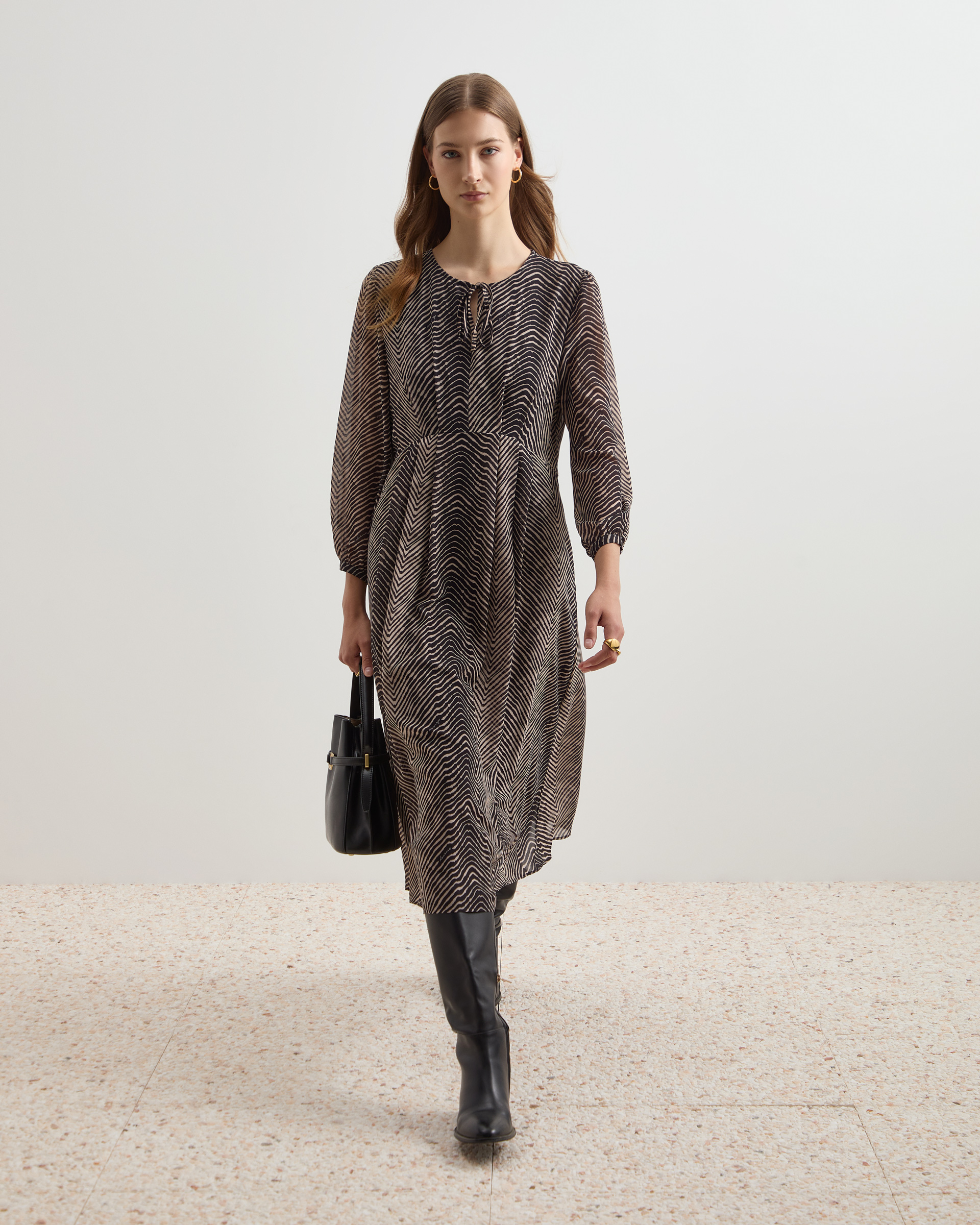 Vestido midi fluido
