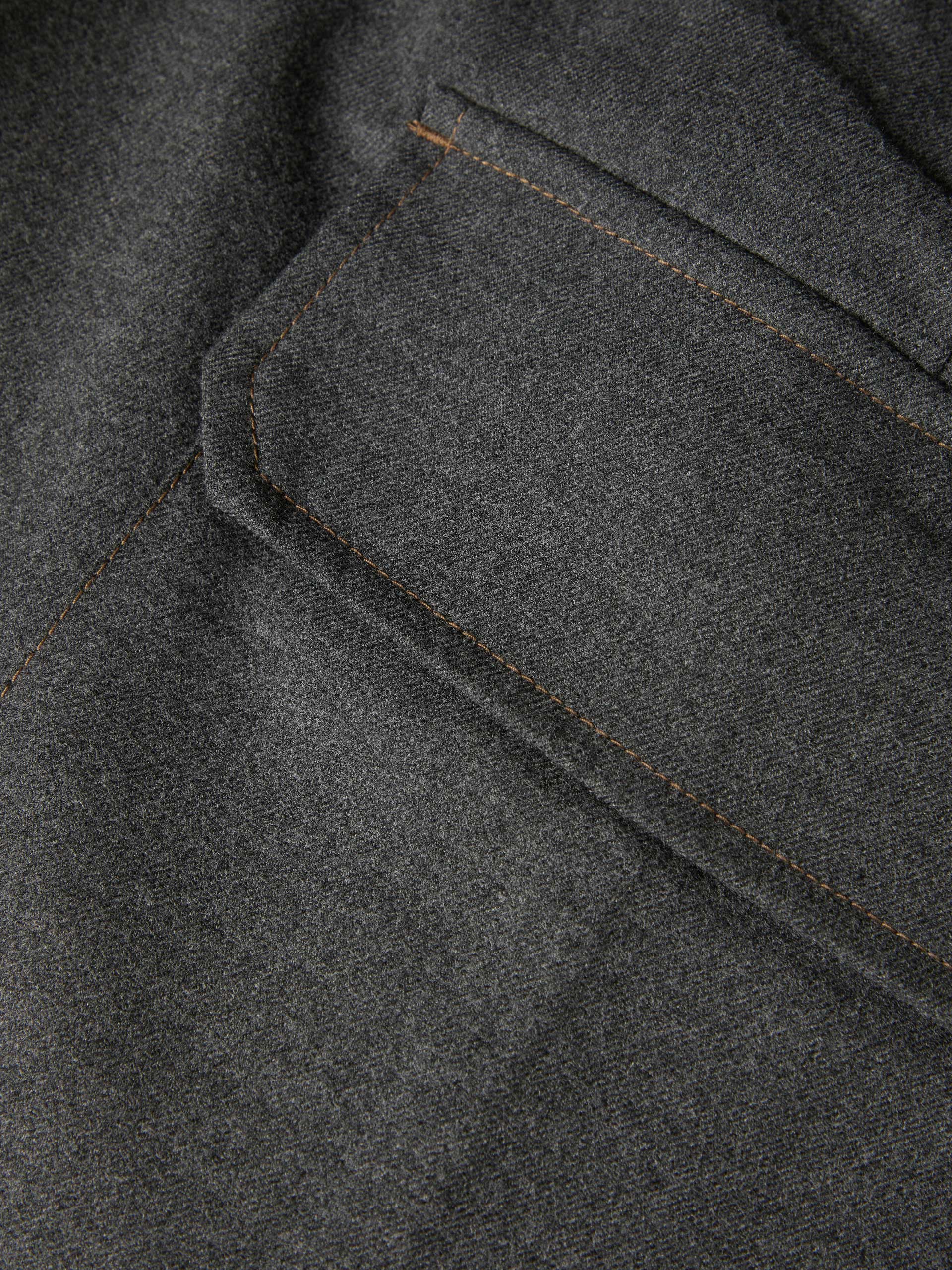 Pleated trousers