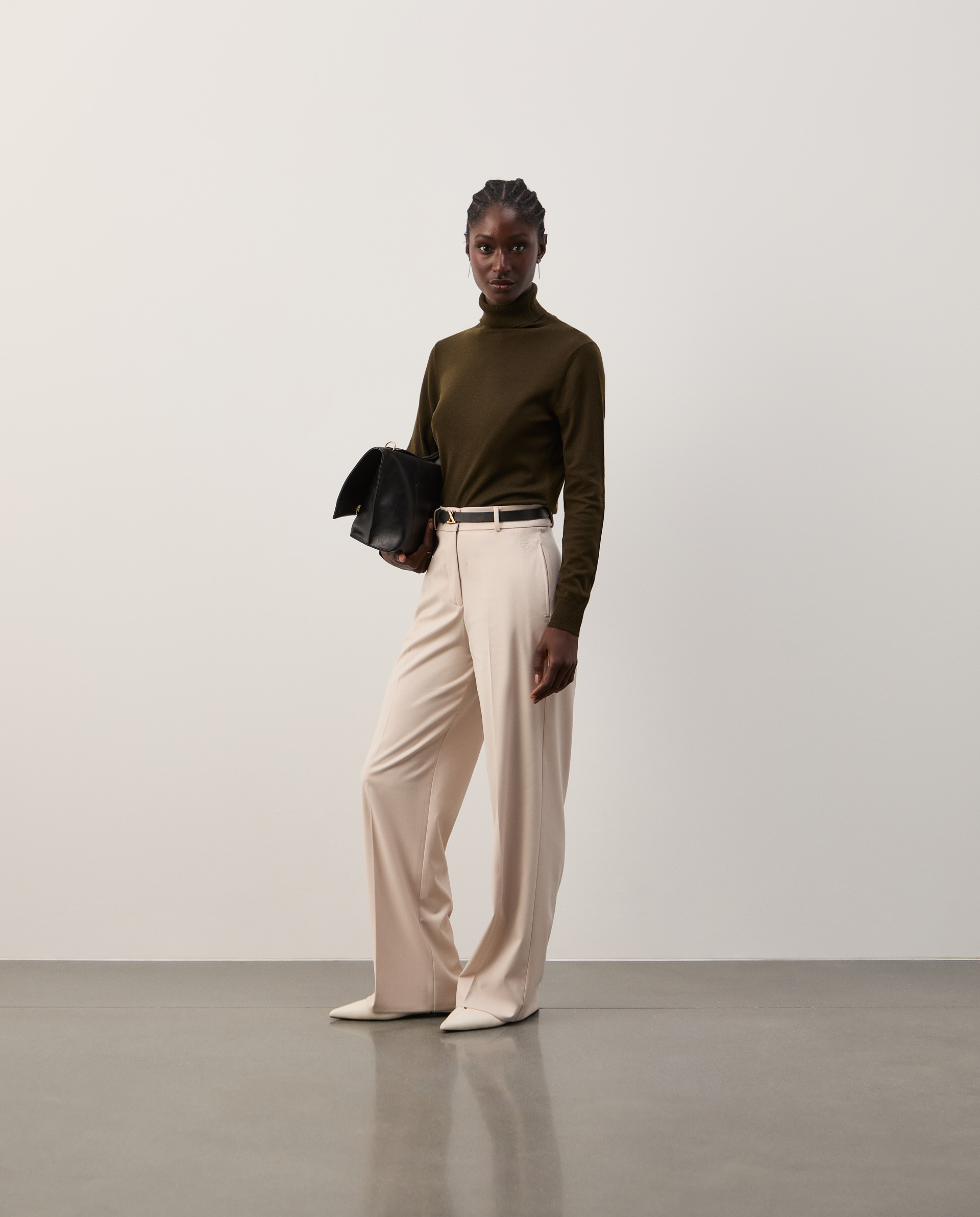 Classic creased trousers