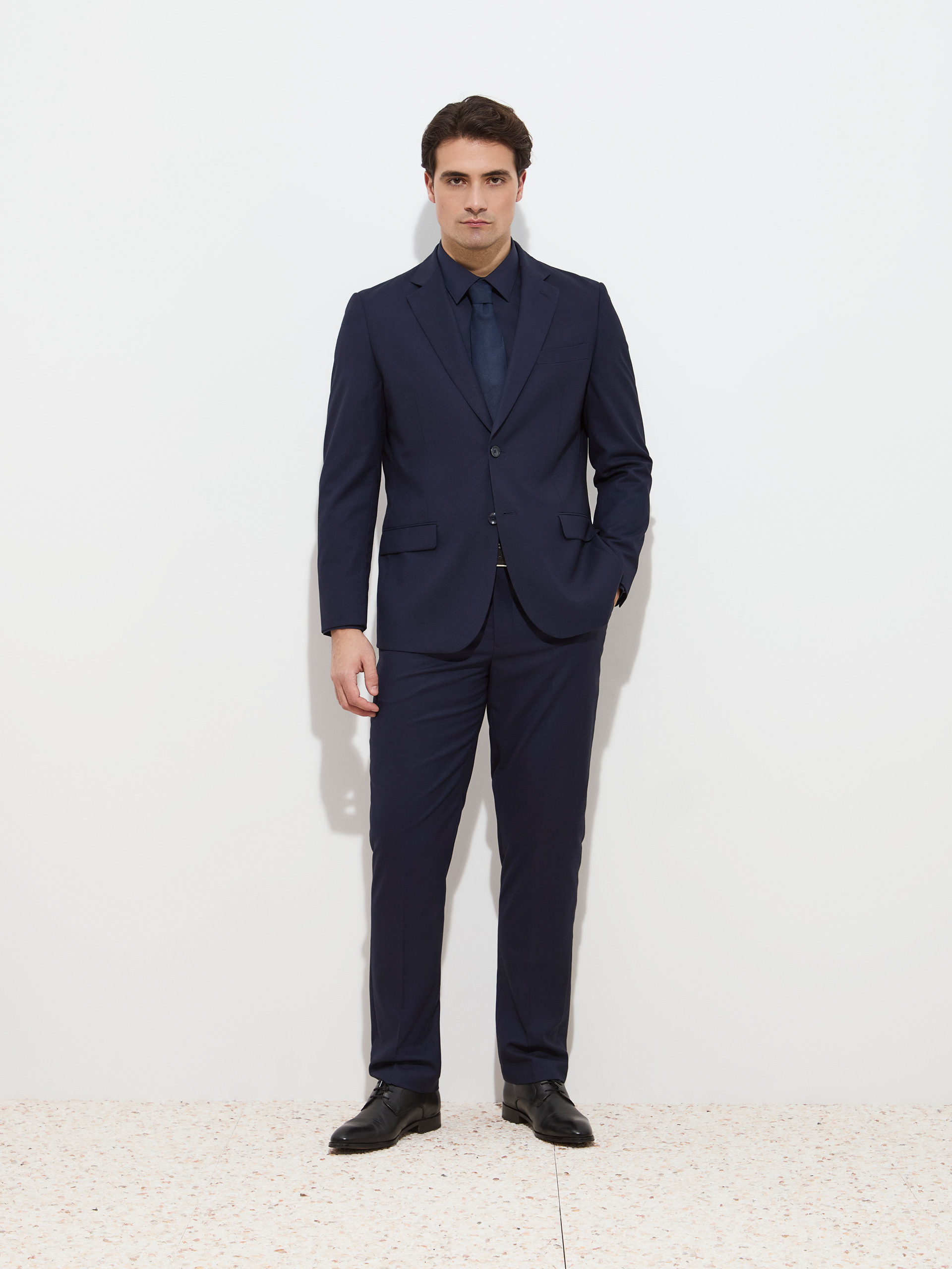 Regular fit suit