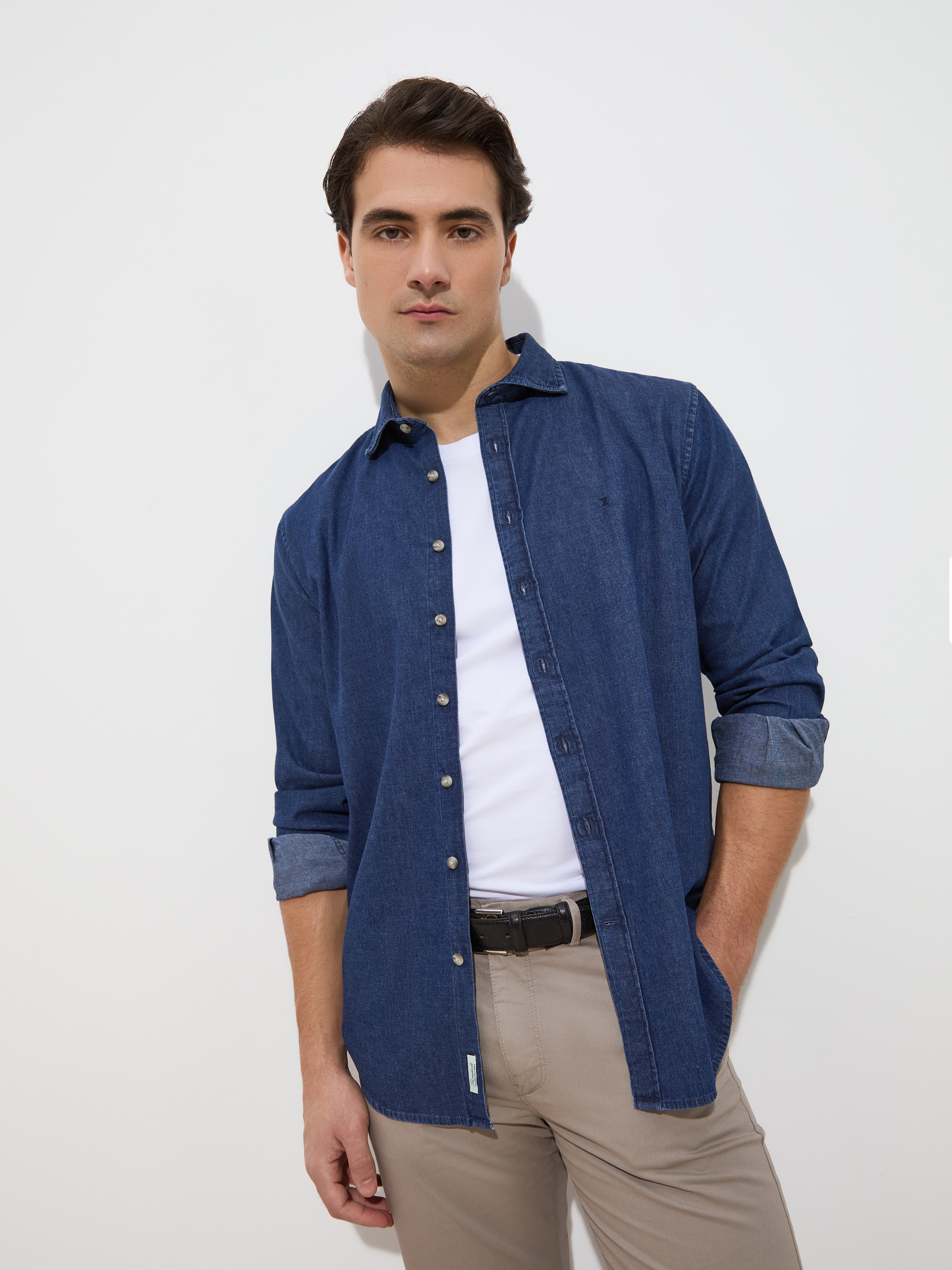 Regular fit shirt
