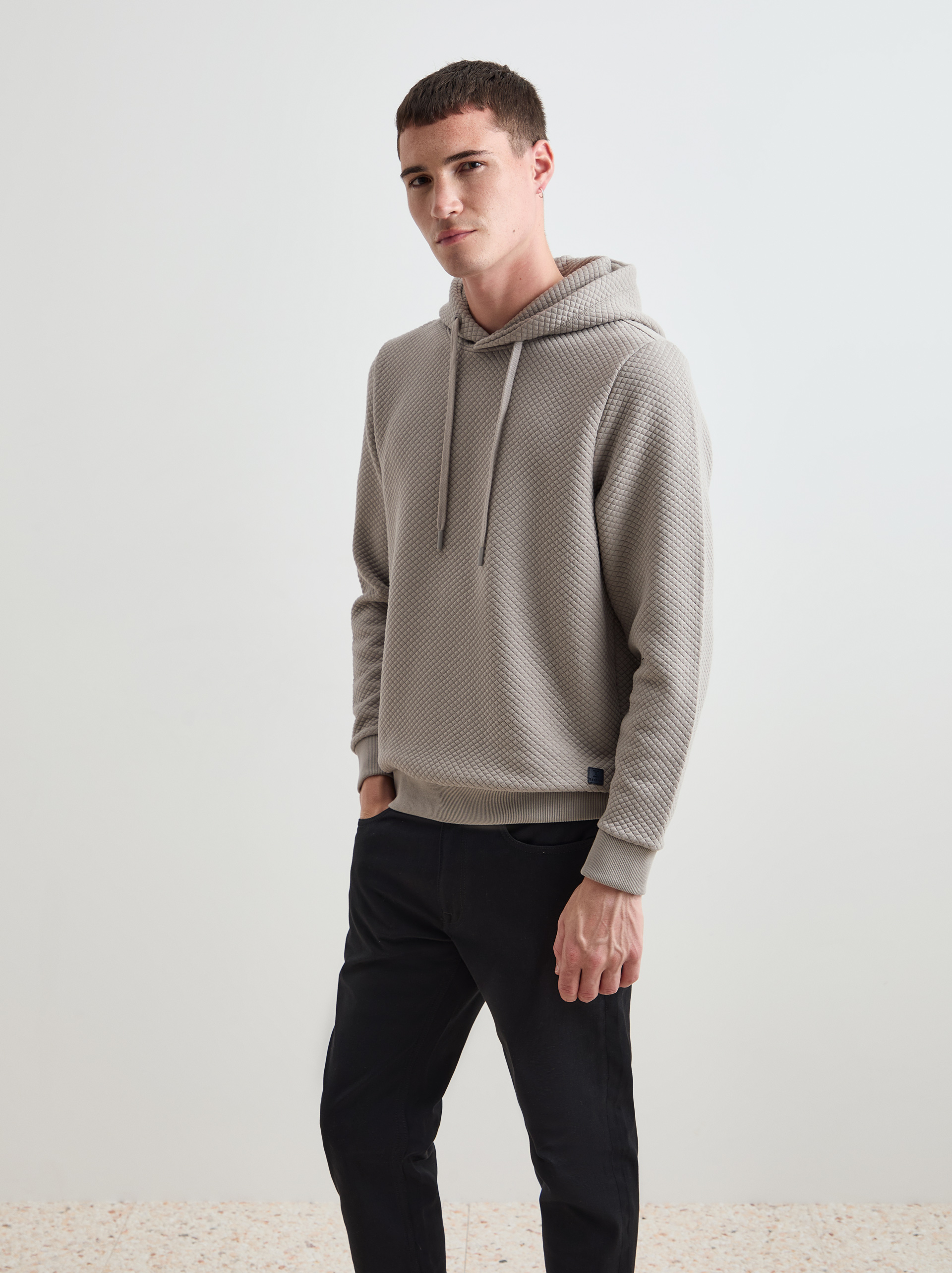 Hooded sweater