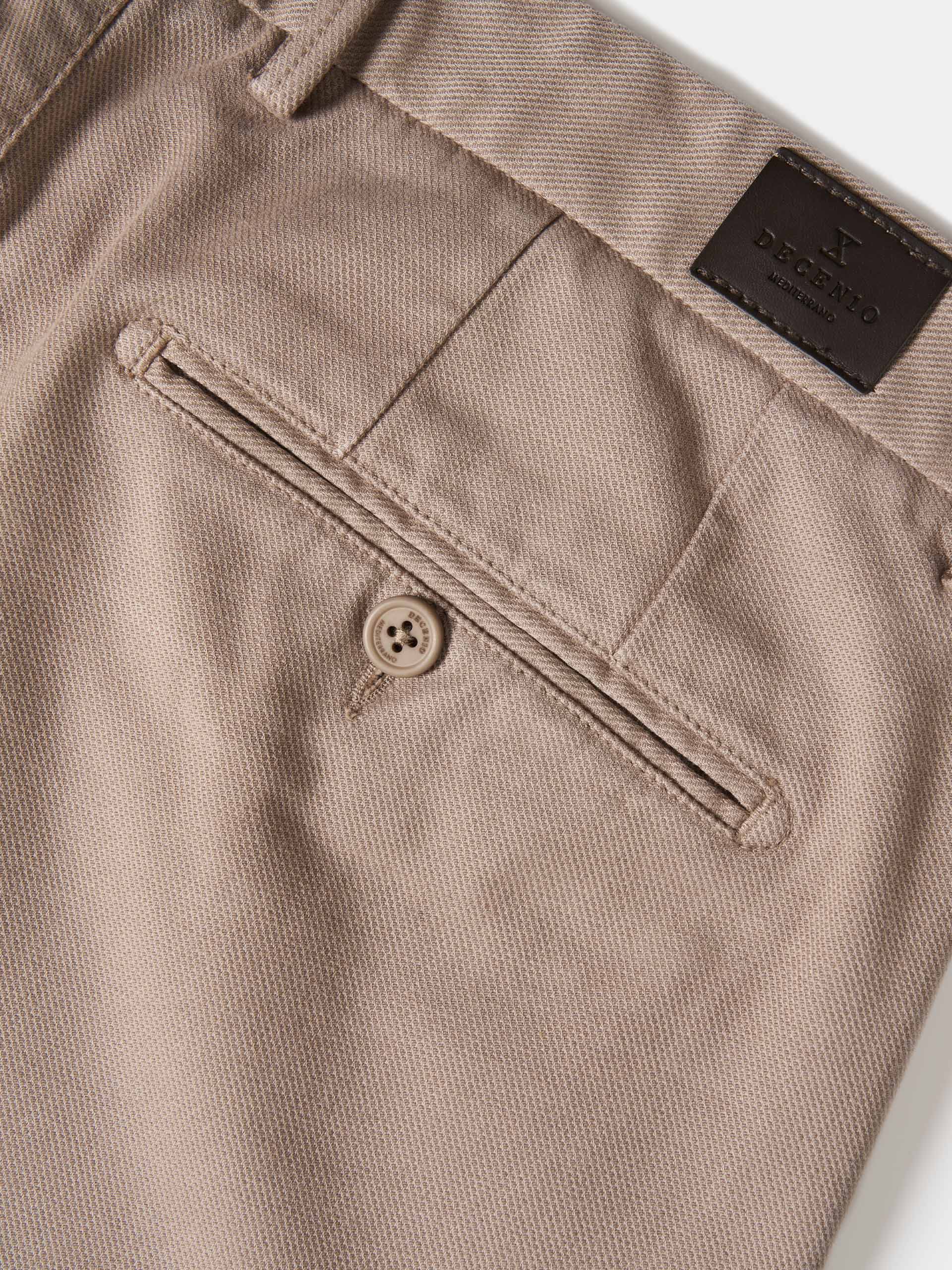 Calça chino