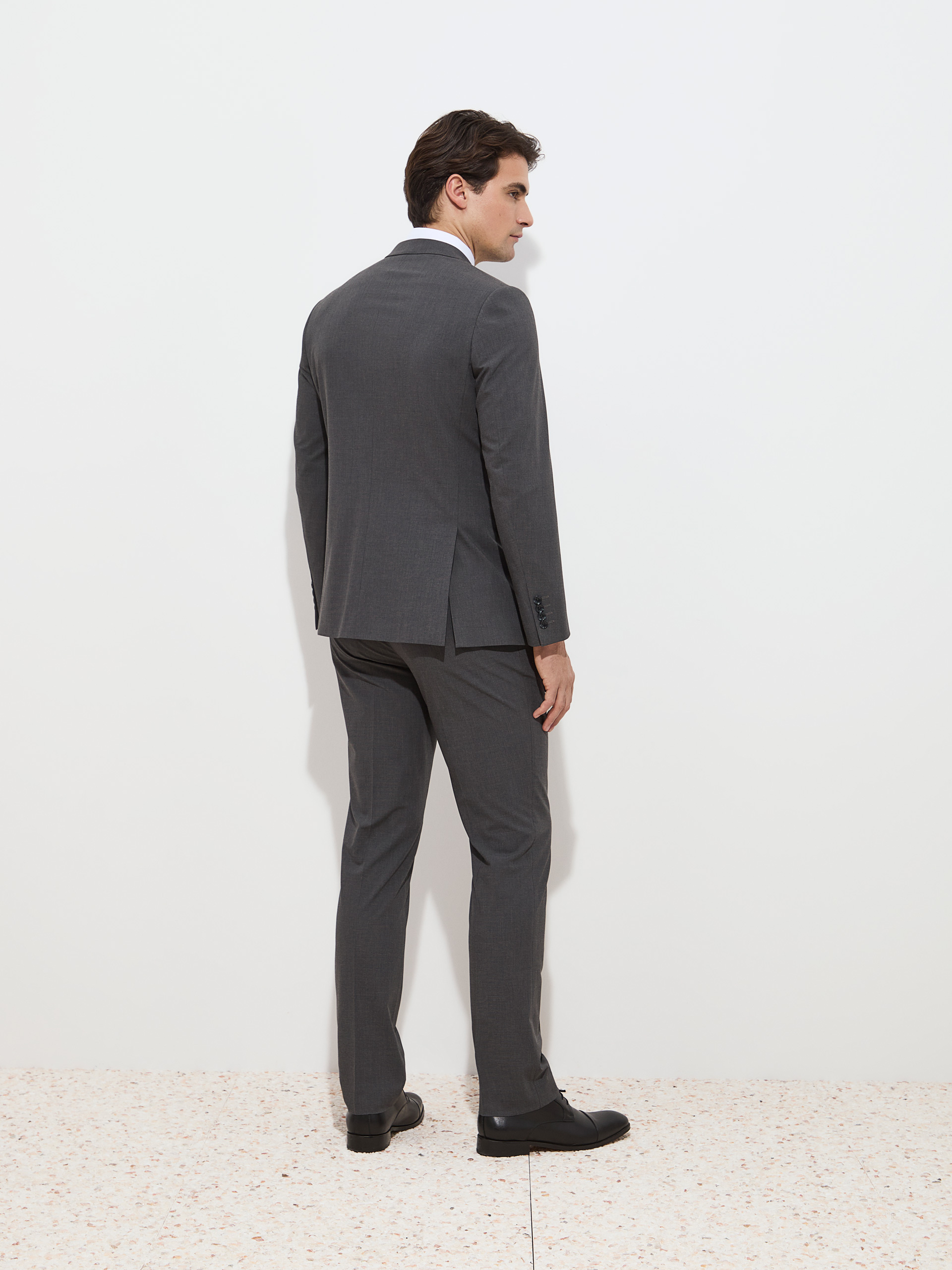 Classic slim fit suit