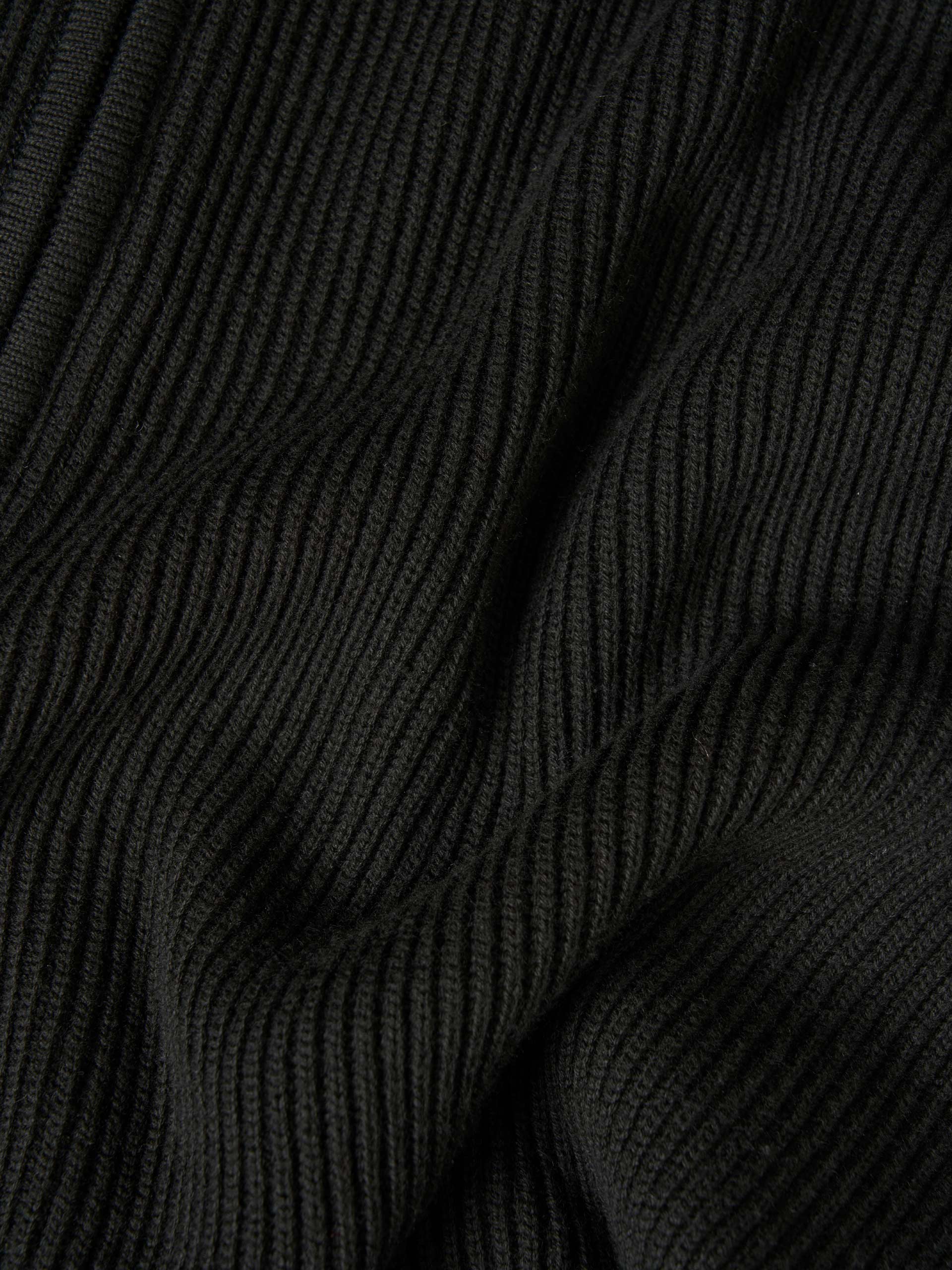 Knitted cardigan