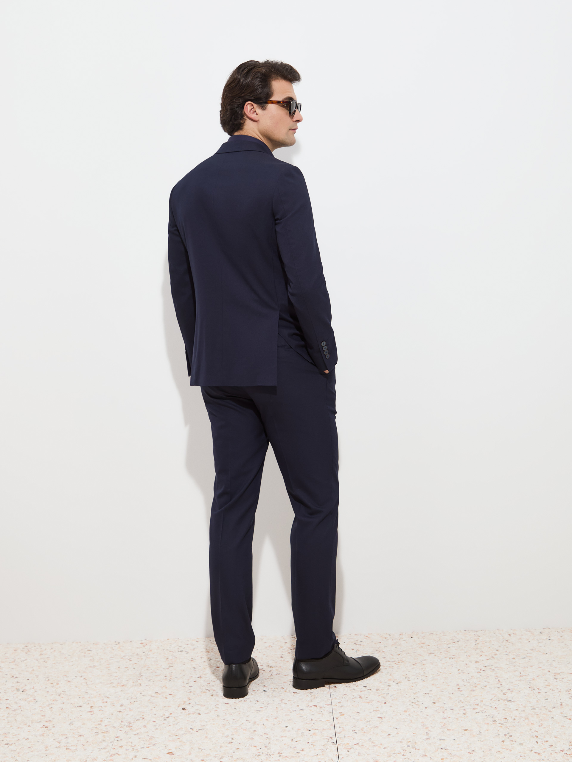 Traje cruzado
