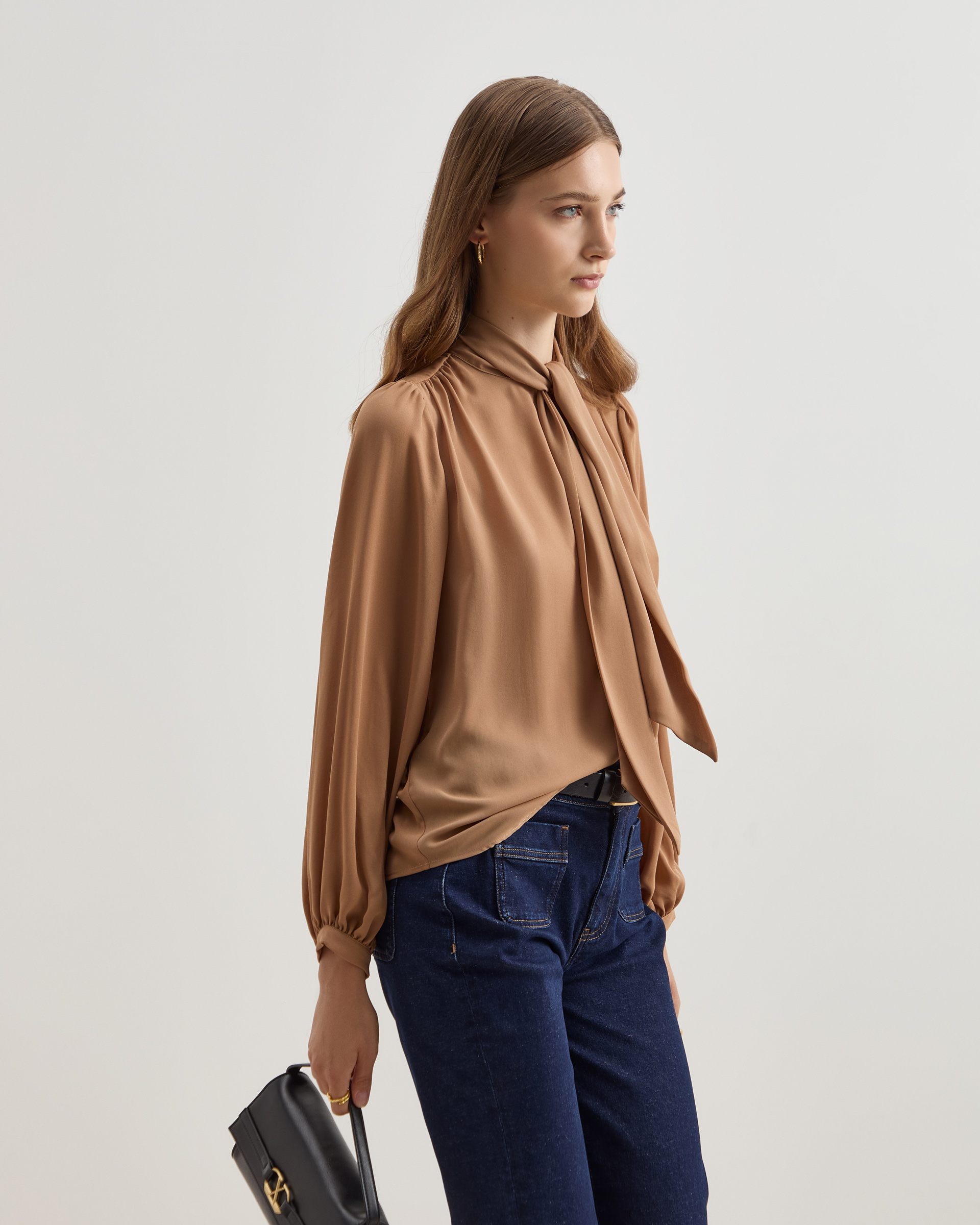 Balloon sleeve blouse