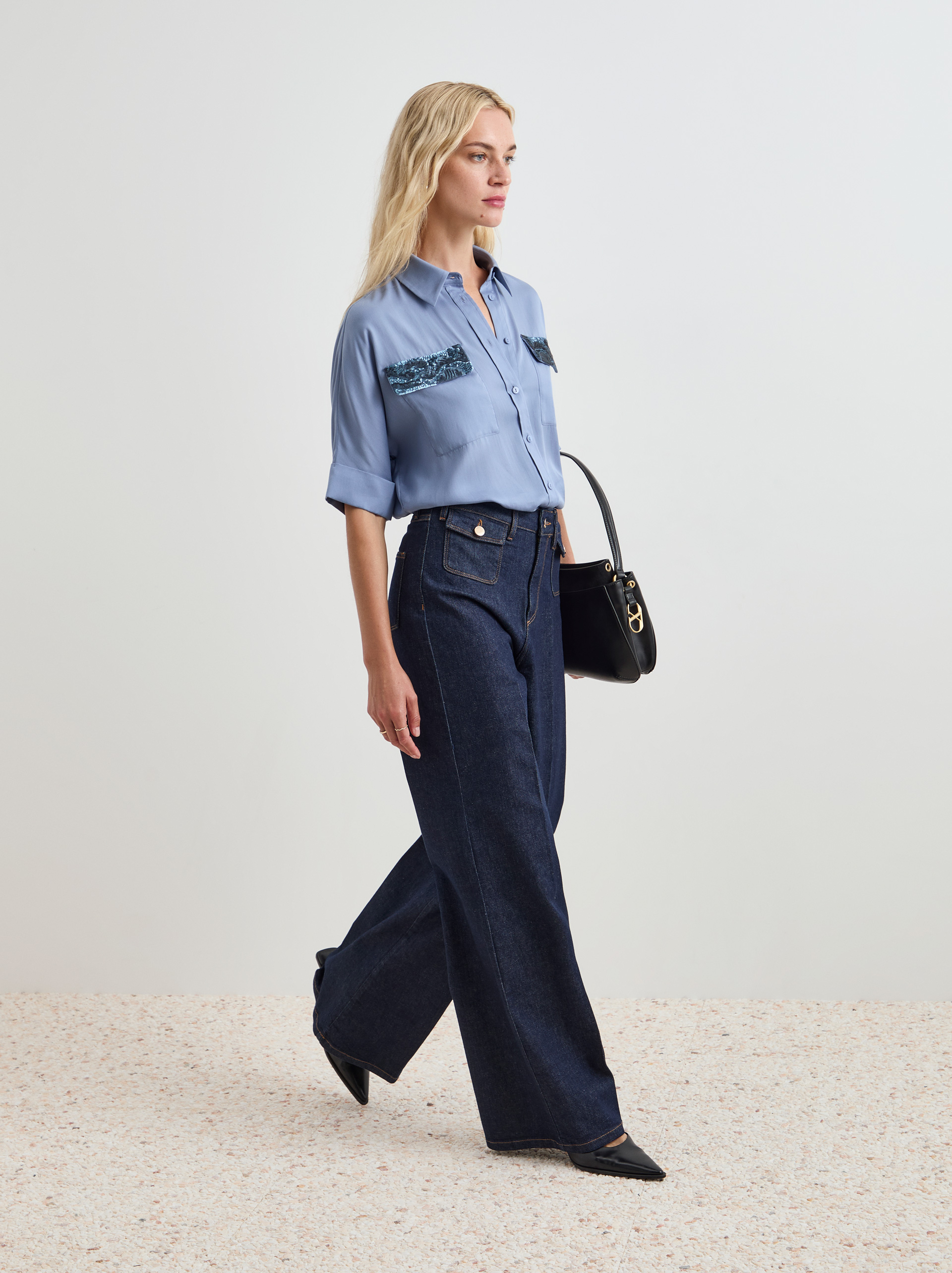 Pantalones vaqueros acampanados