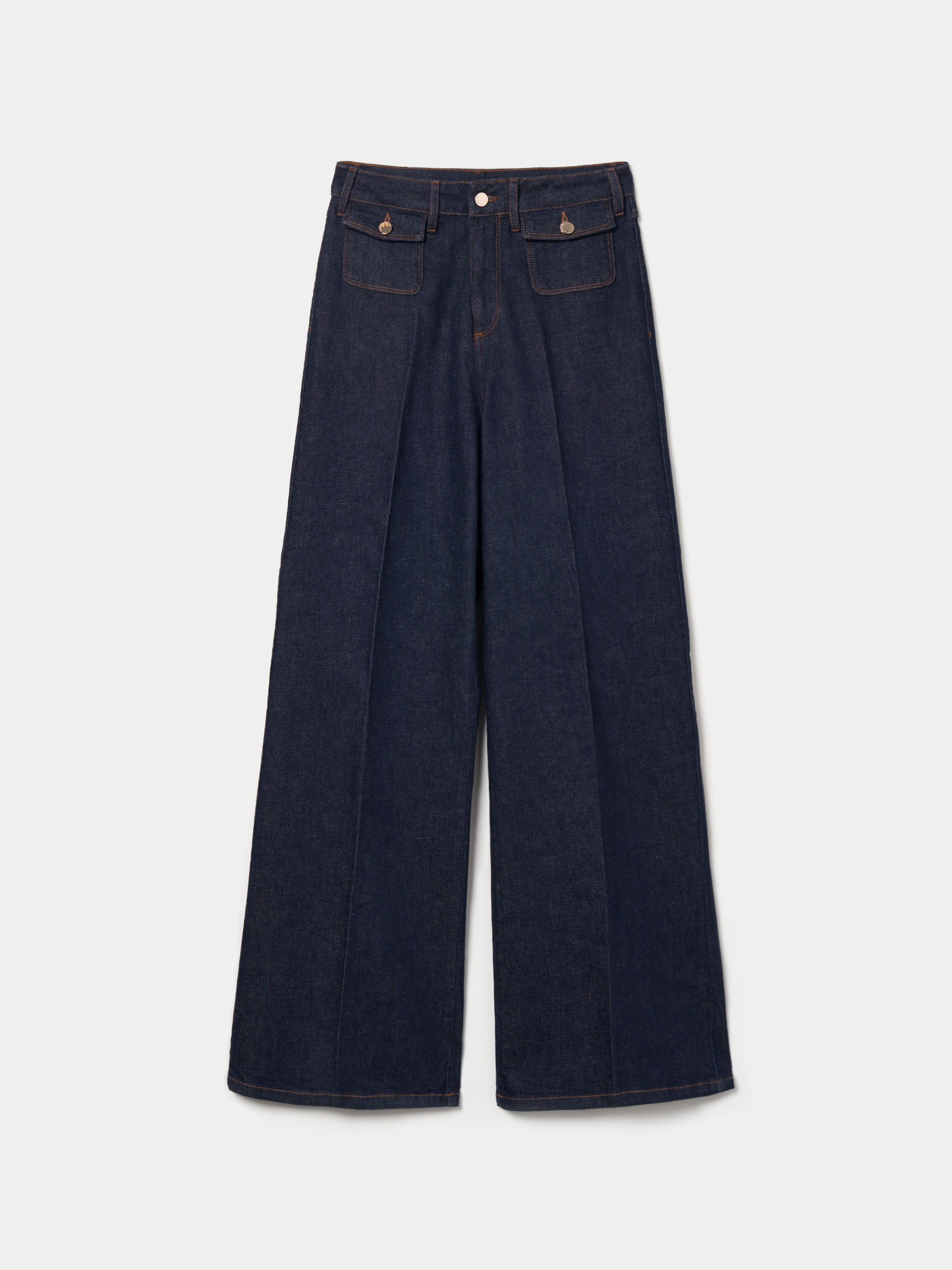 Pantalones vaqueros acampanados