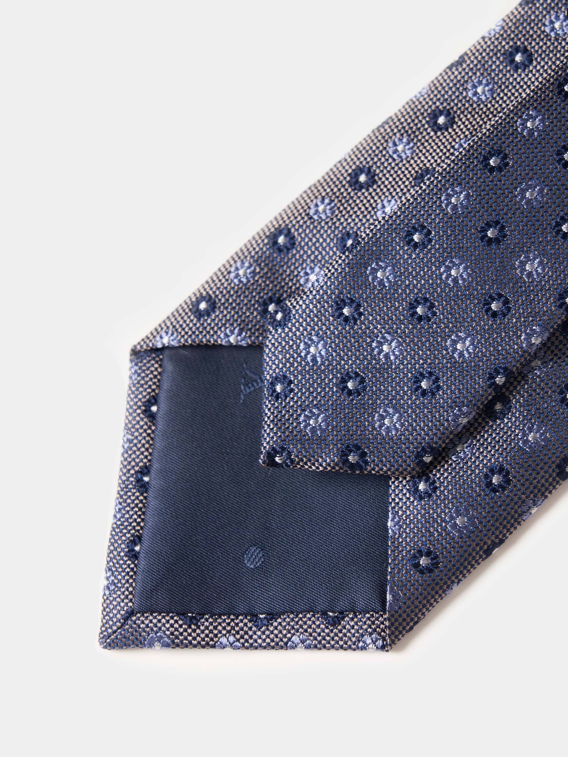 Corbata