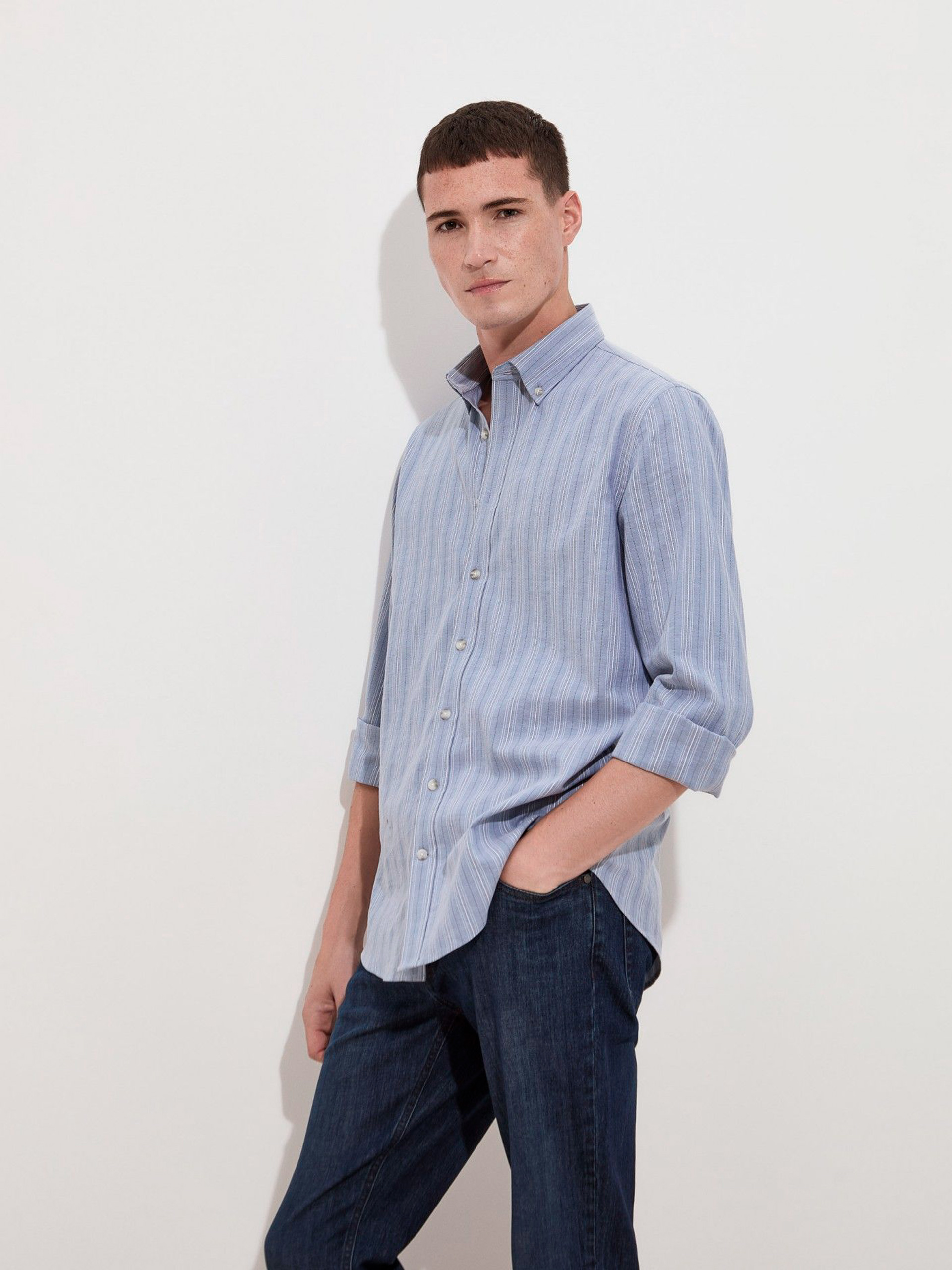 Regular fit shirt