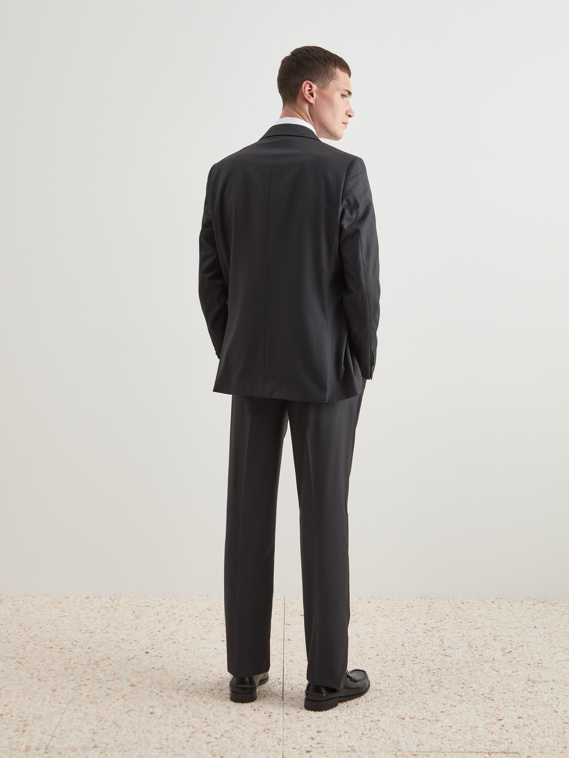 Traje de corte regular
