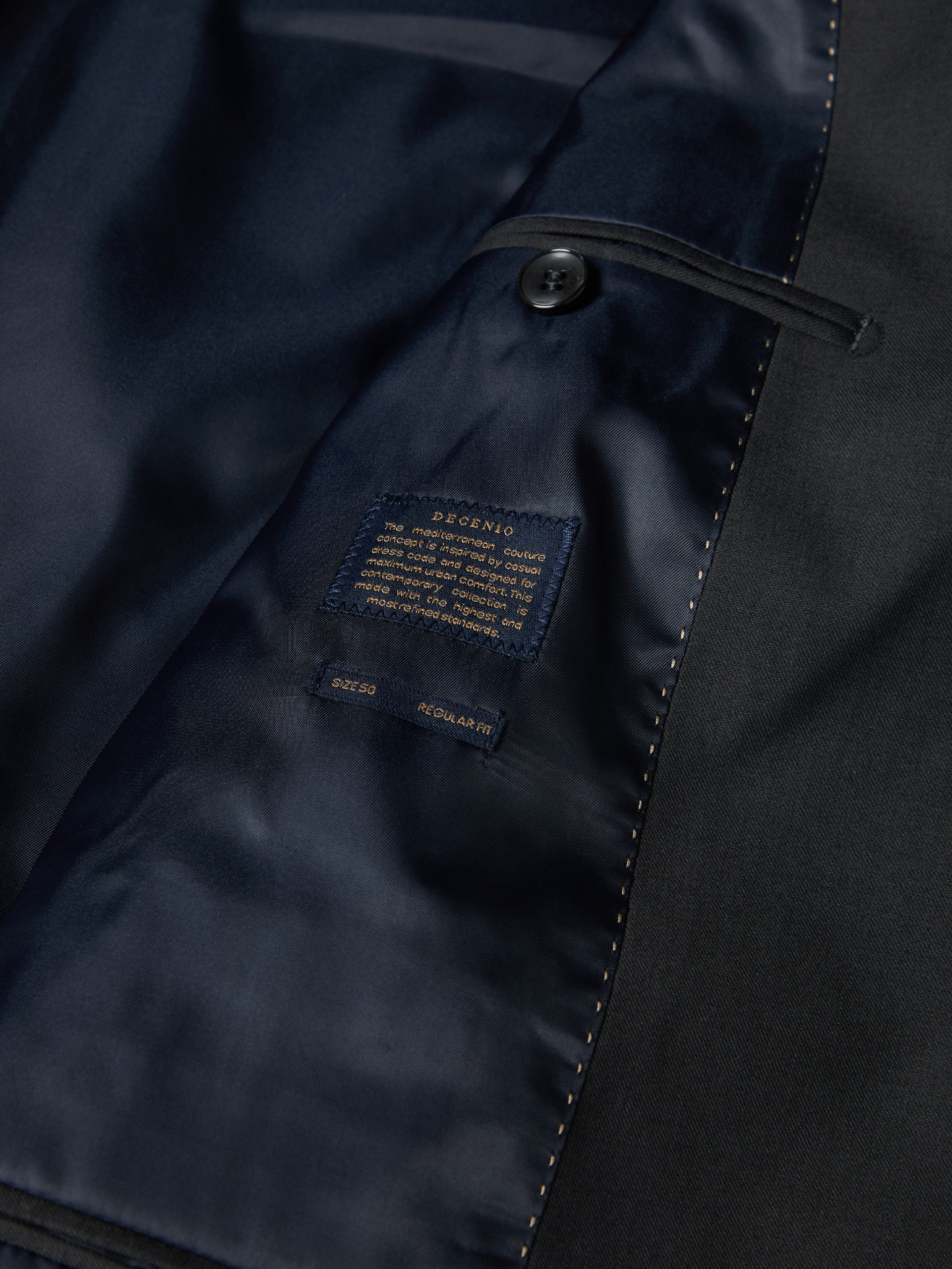 Traje de corte regular