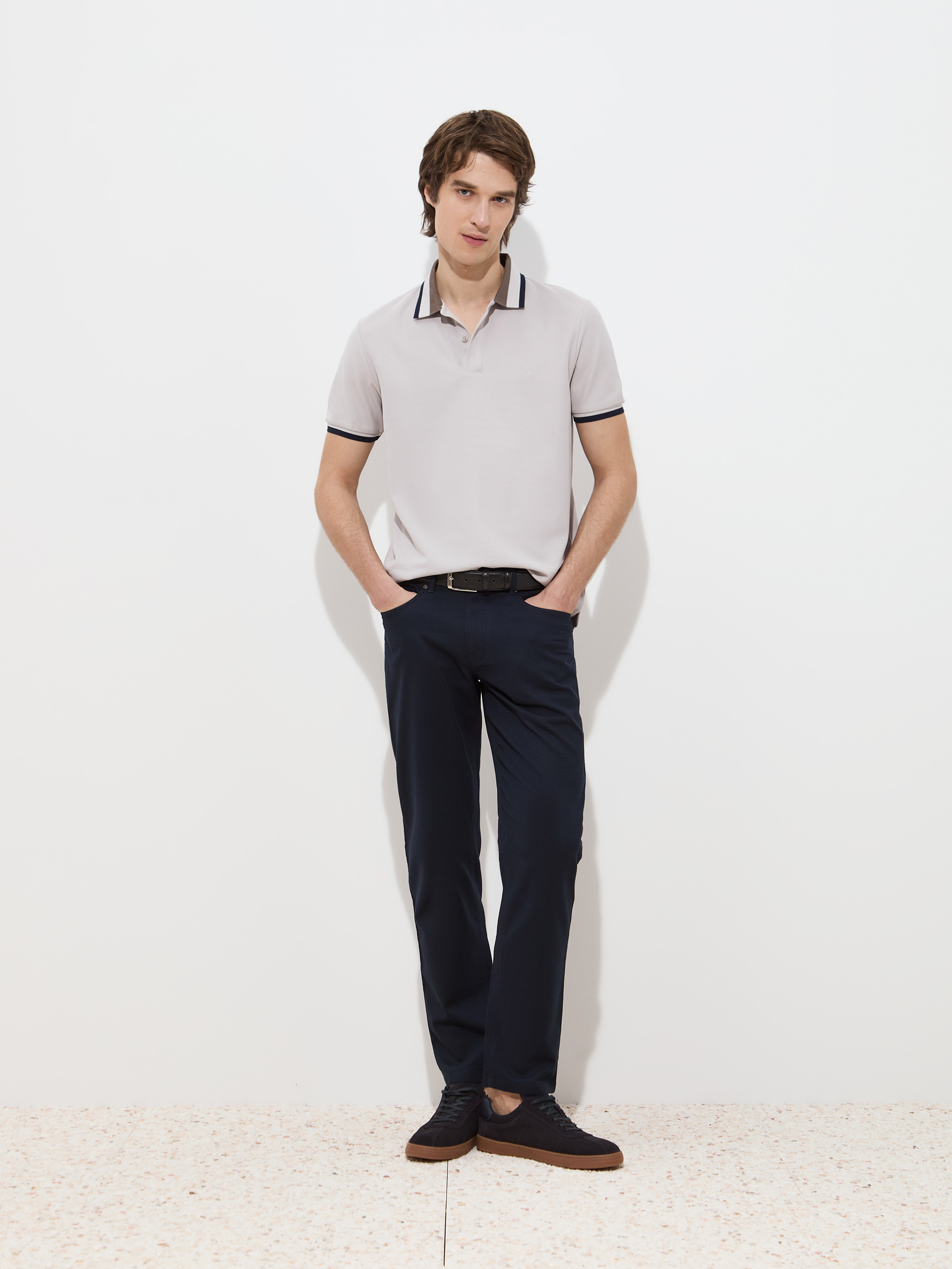 Short-sleeved polo shirt