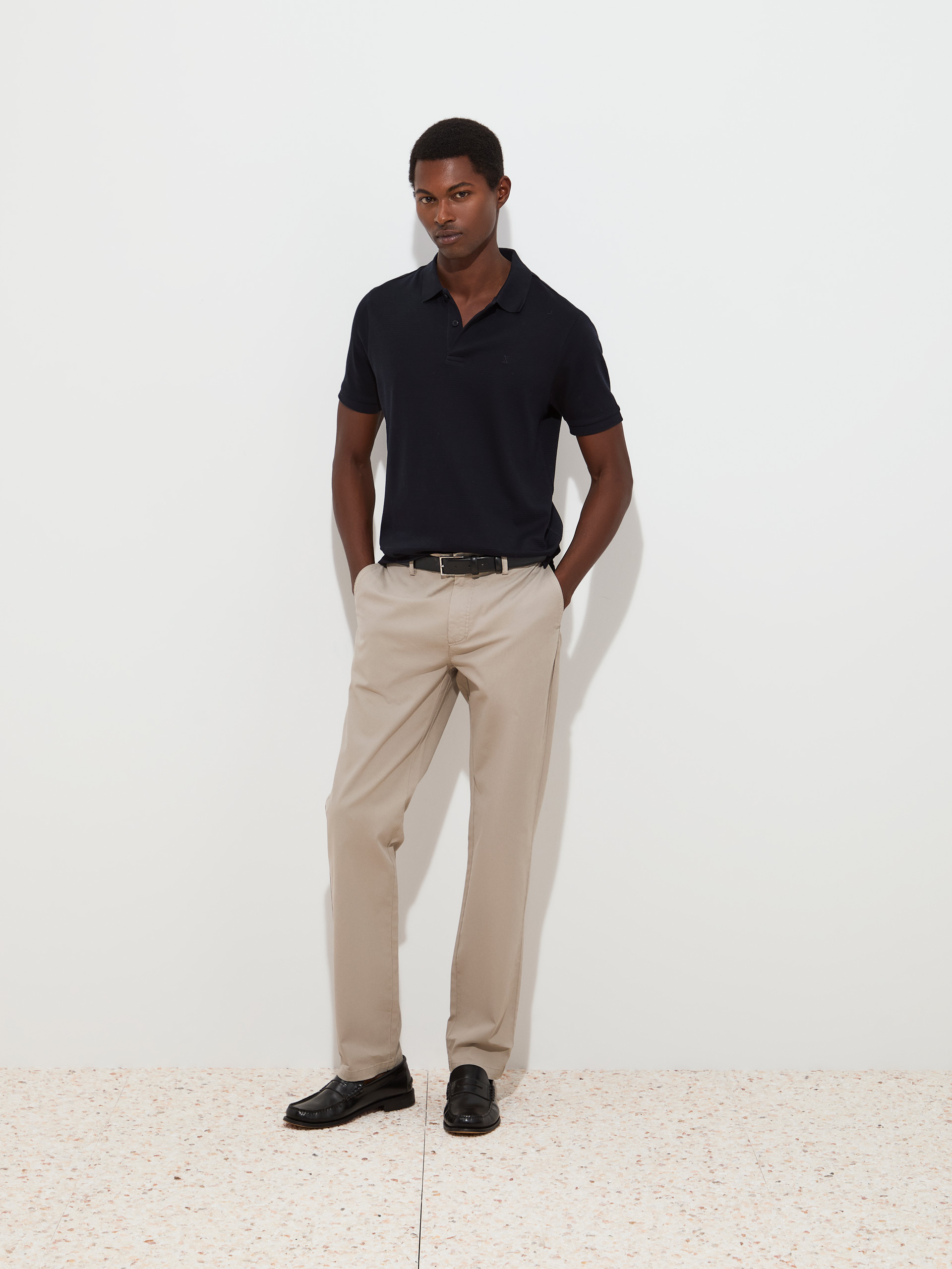 Pantalones chinos de corte regular