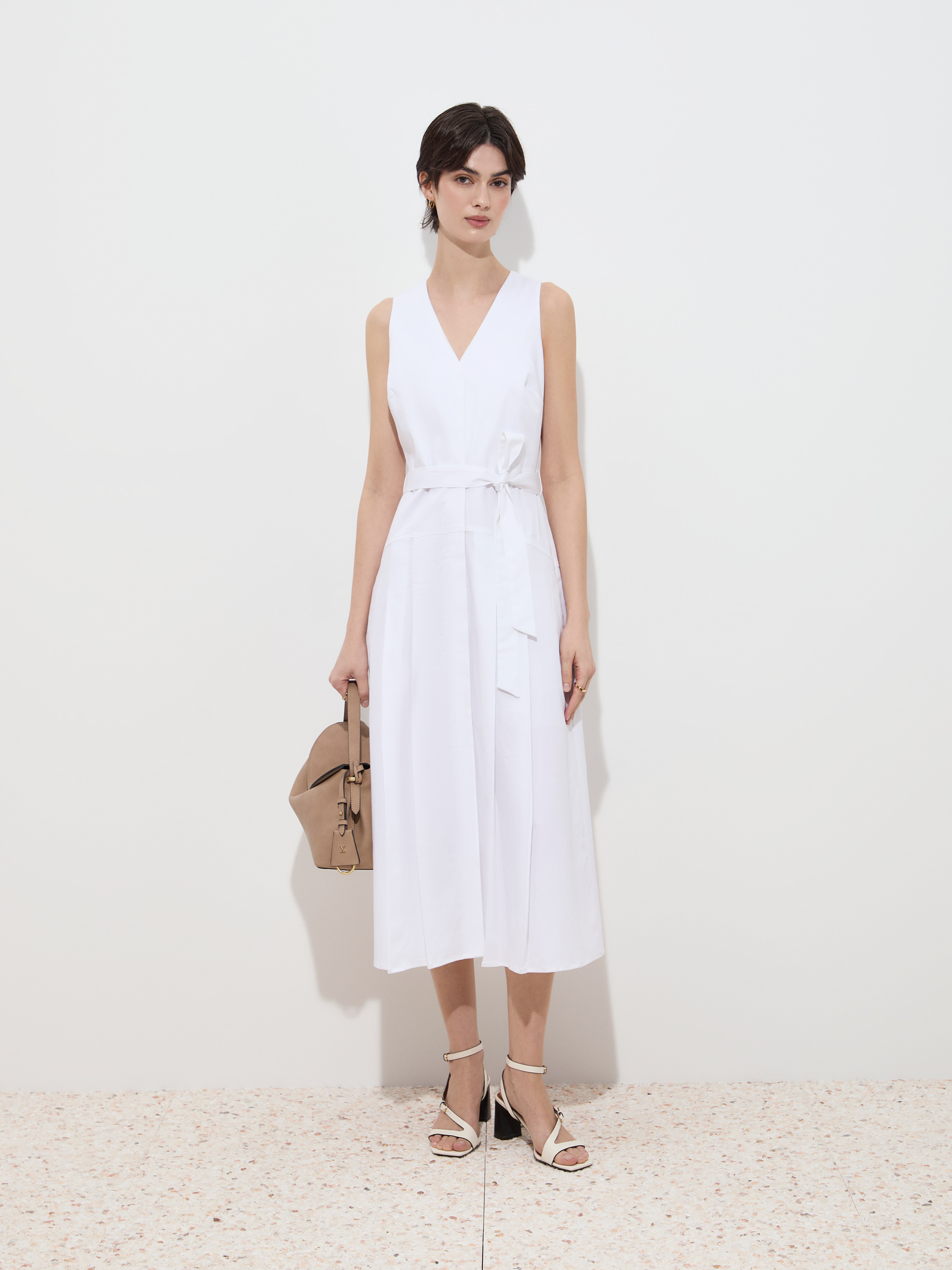 Vestido midi com liocel e linho