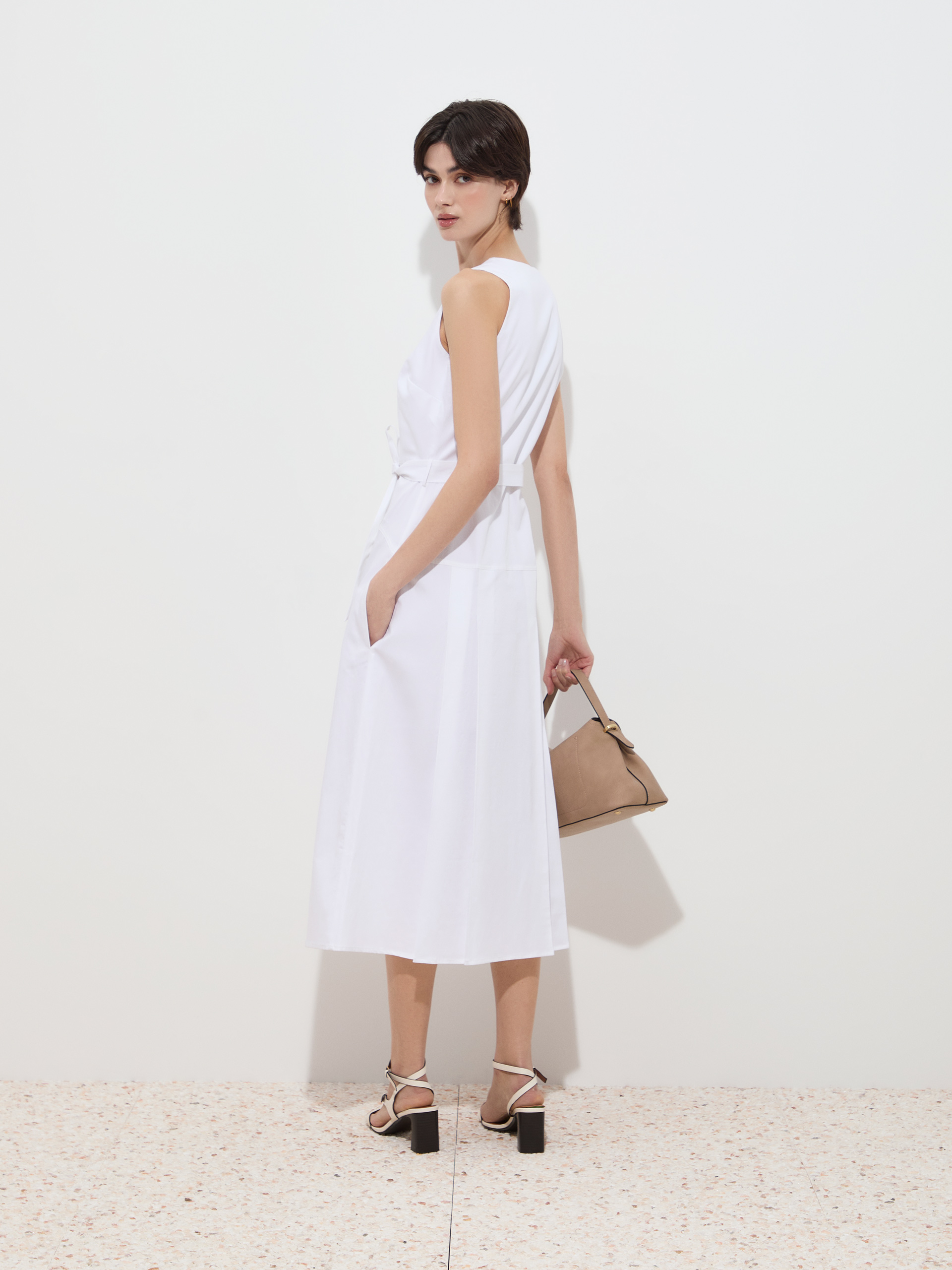 Vestido midi com liocel e linho