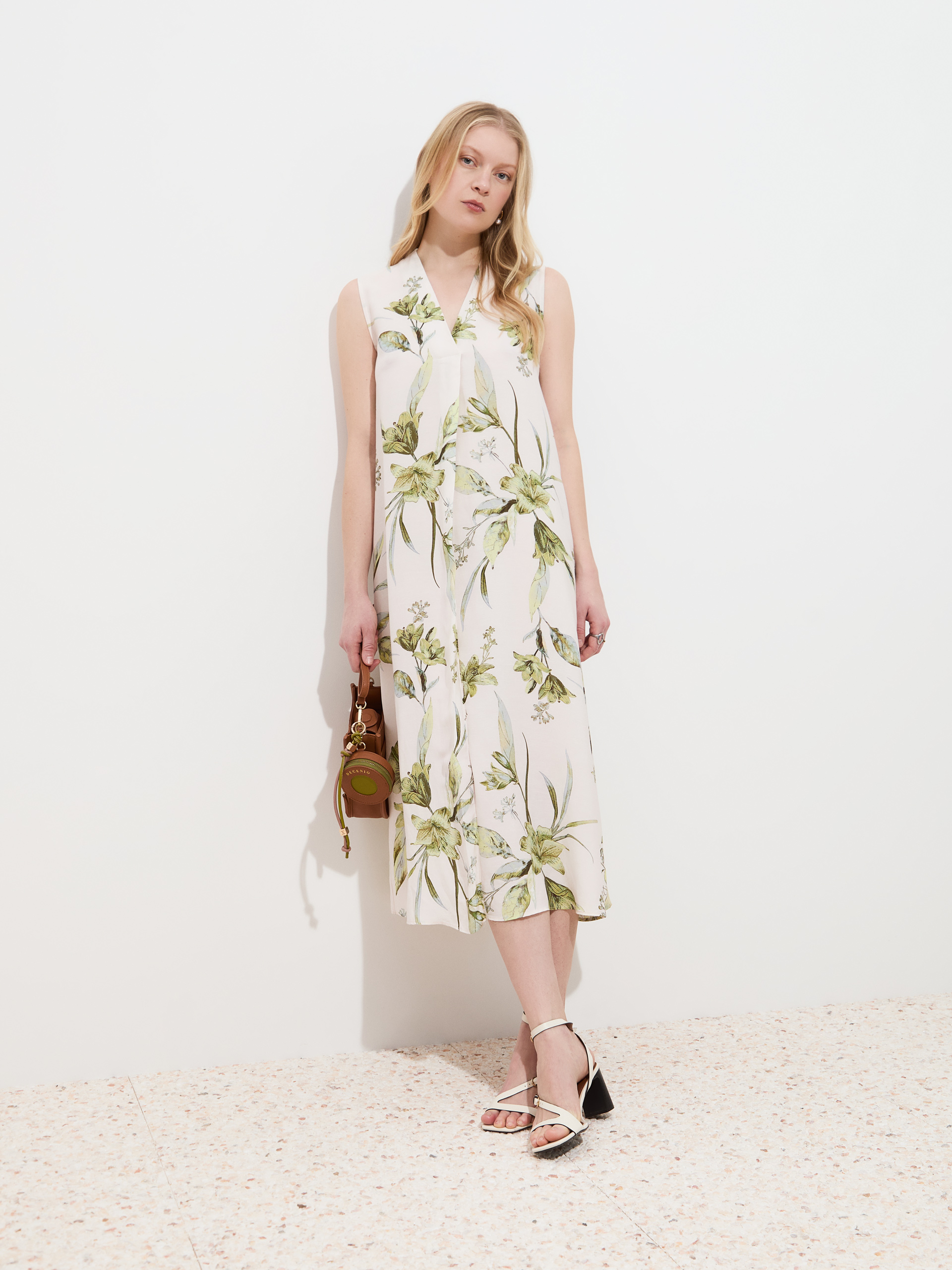 Vestido midi com estampado