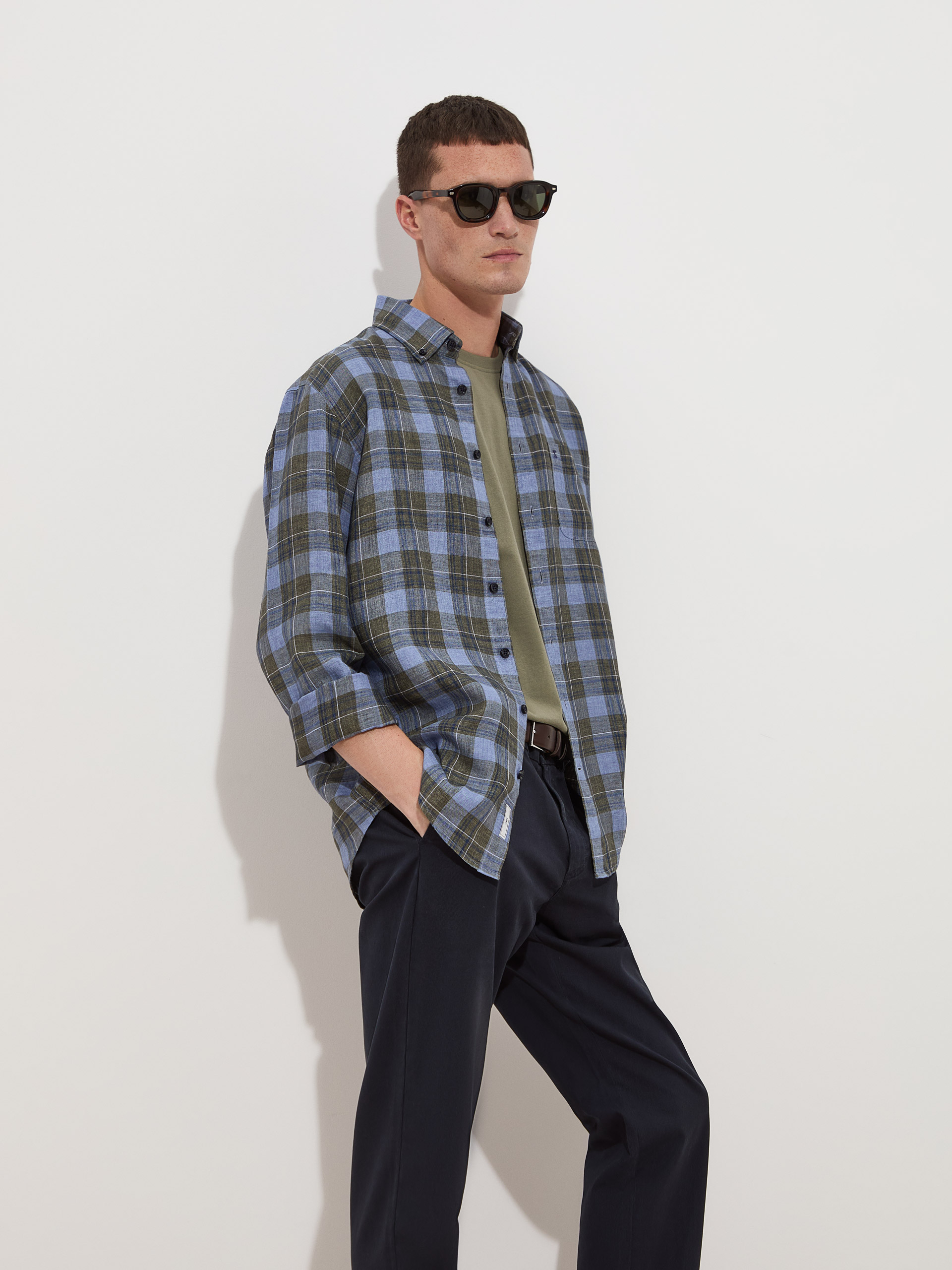 Regular fit linen plaid shirt