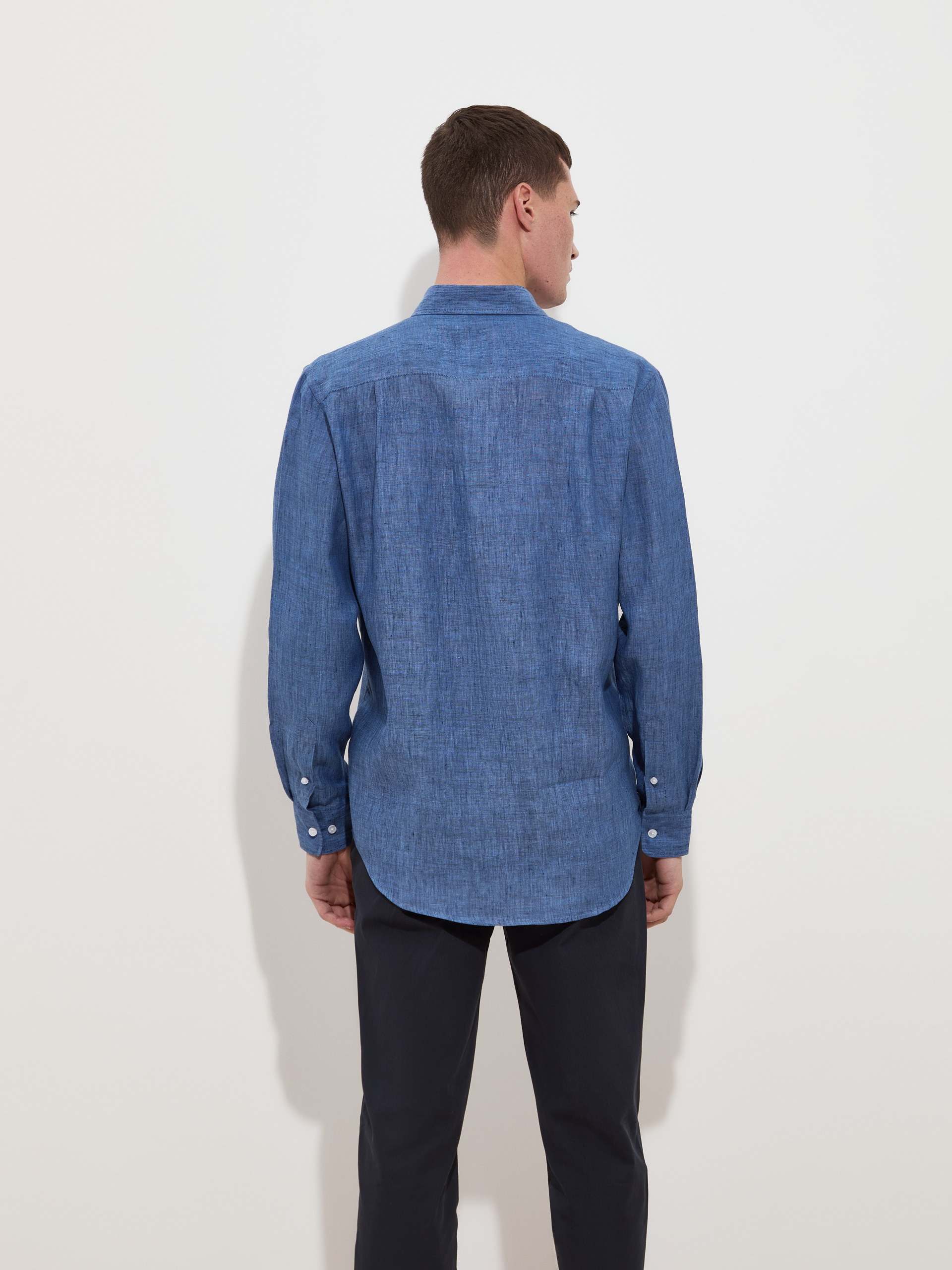 Camisa regular fit em linho