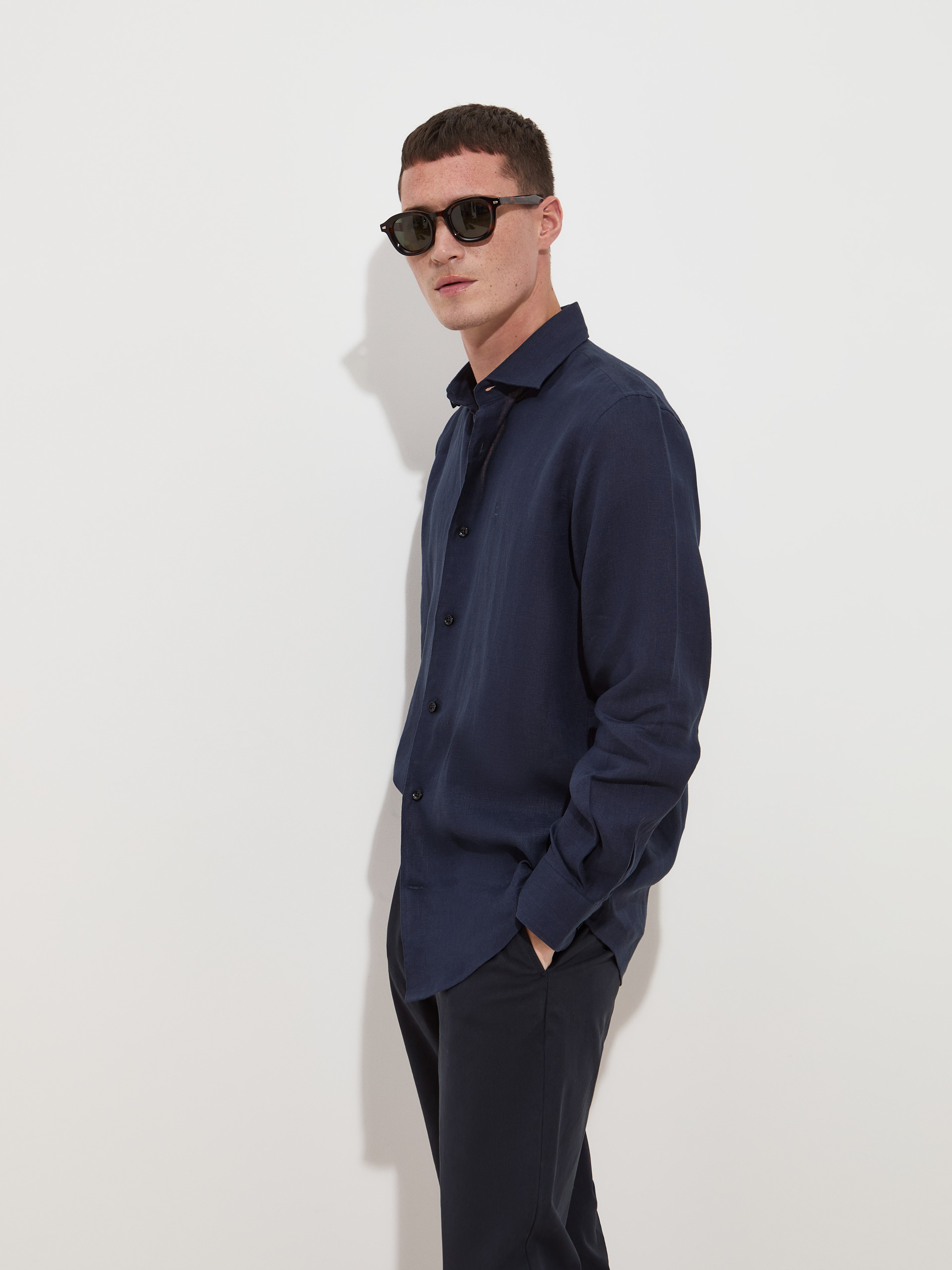 Regular fit linen shirt