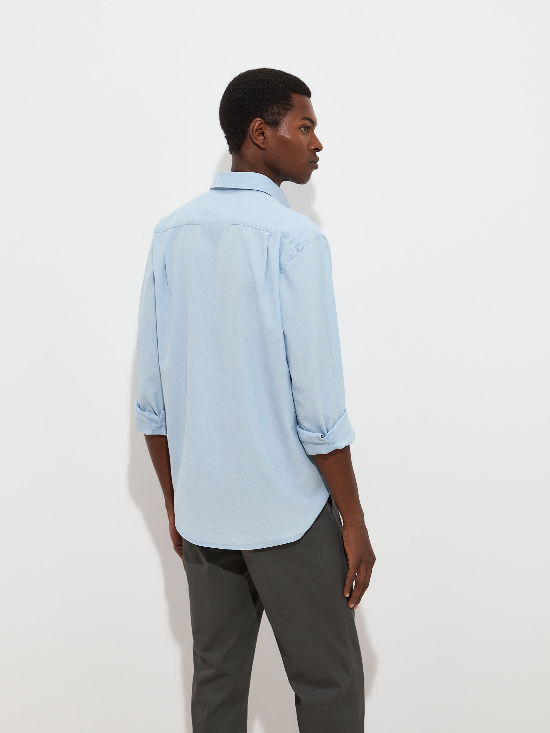 Regular fit shirt
